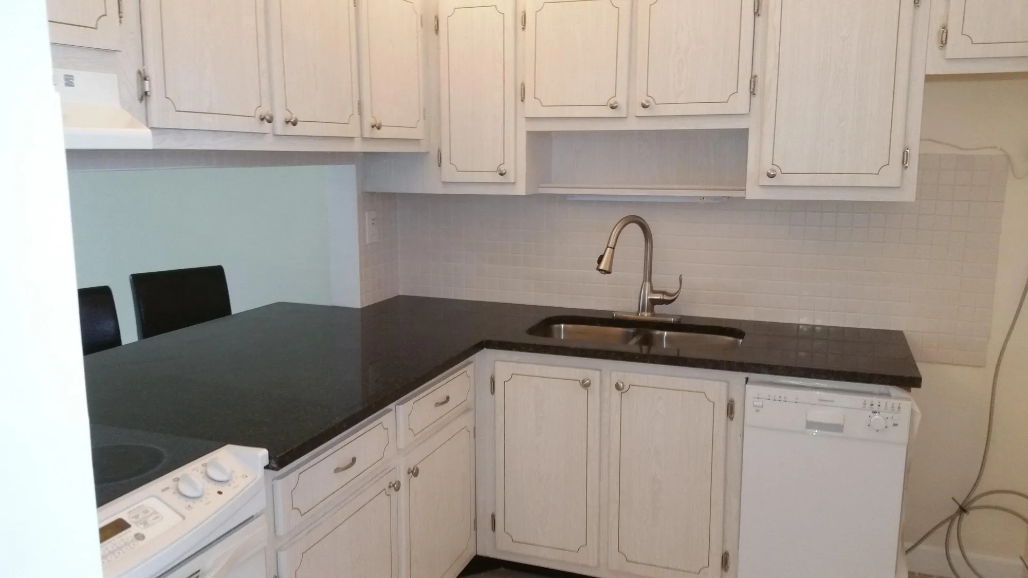 Property Slideshow image 11 of 17 | 2534 garden dr 202, Lake Worth, FL, 33461