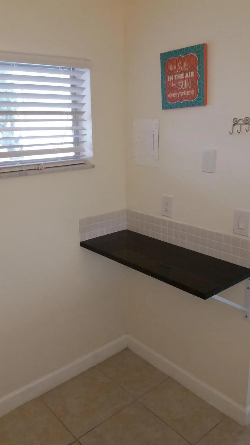 Property Slideshow image 16 of 17 | 2534 garden dr 202, Lake Worth, FL, 33461