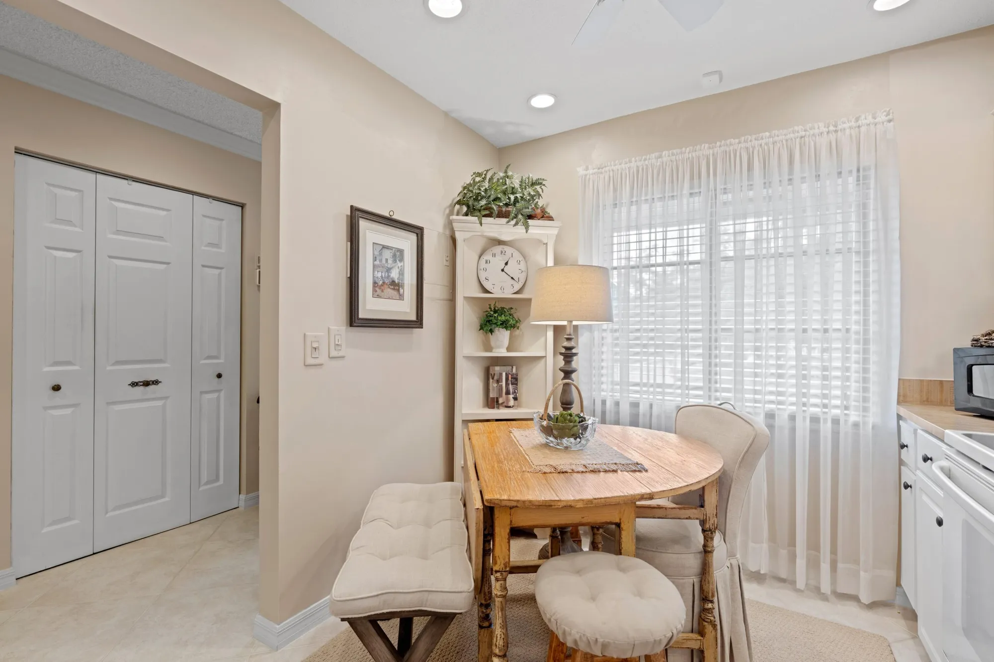 Property Slideshow image 9 of 47 | 21734 arriba real apt 32b, Boca Raton, FL, 33433