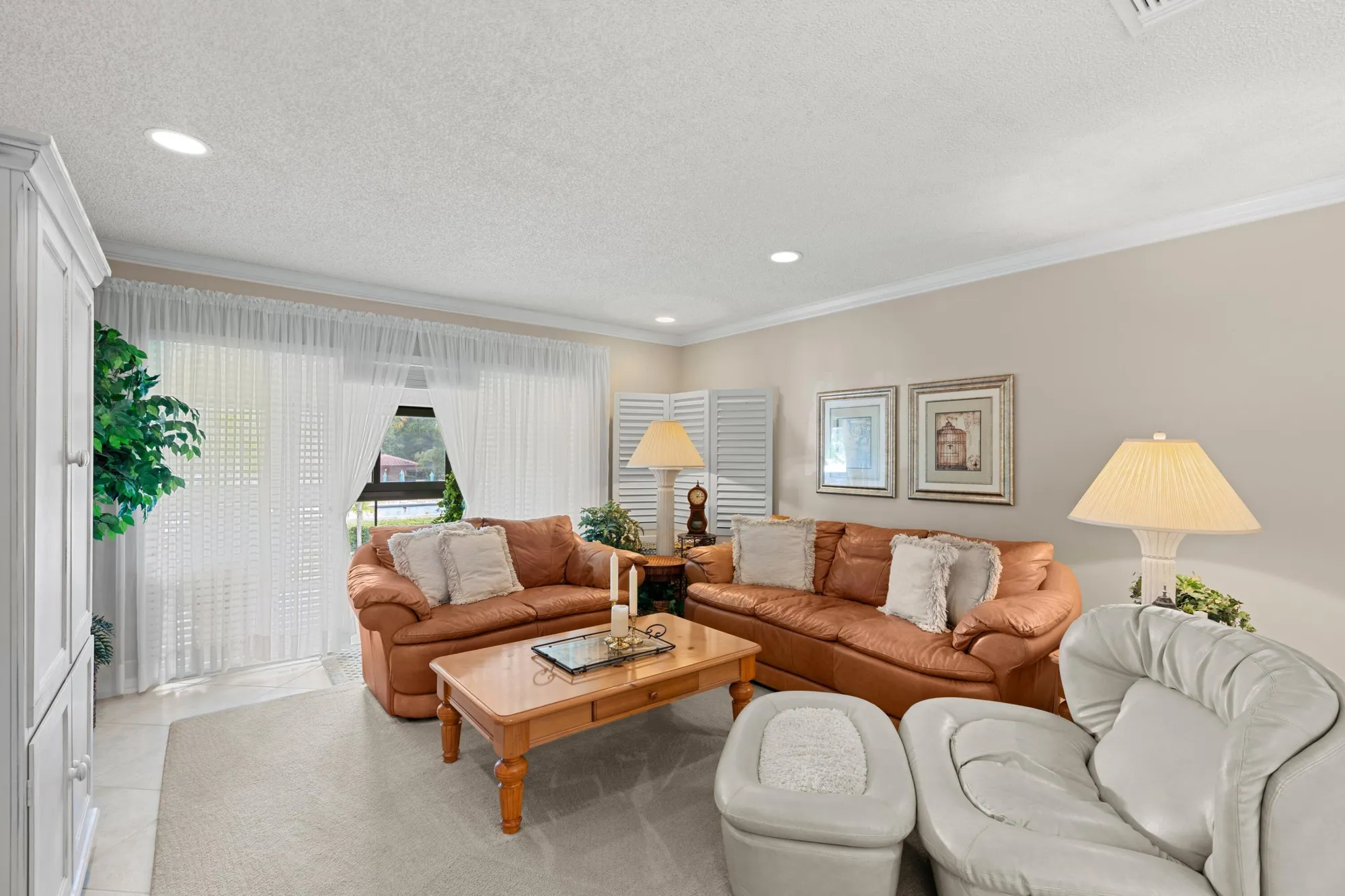 Property Slideshow image 4 of 47 | 21734 arriba real apt 32b, Boca Raton, FL, 33433