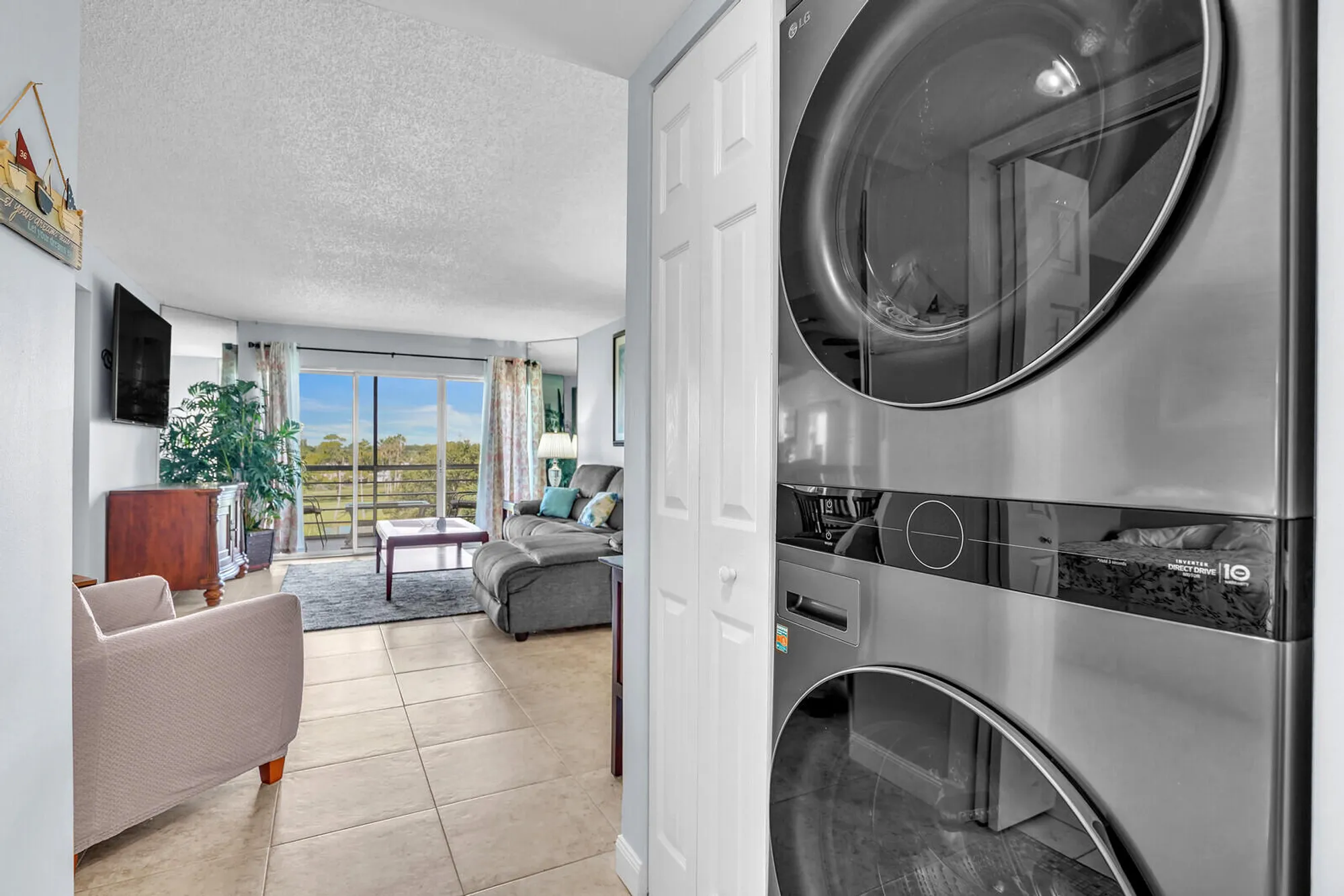 Property Slideshow image 29 of 30 | 3959 via poinciana apt 503, Lake Worth, FL, 33467