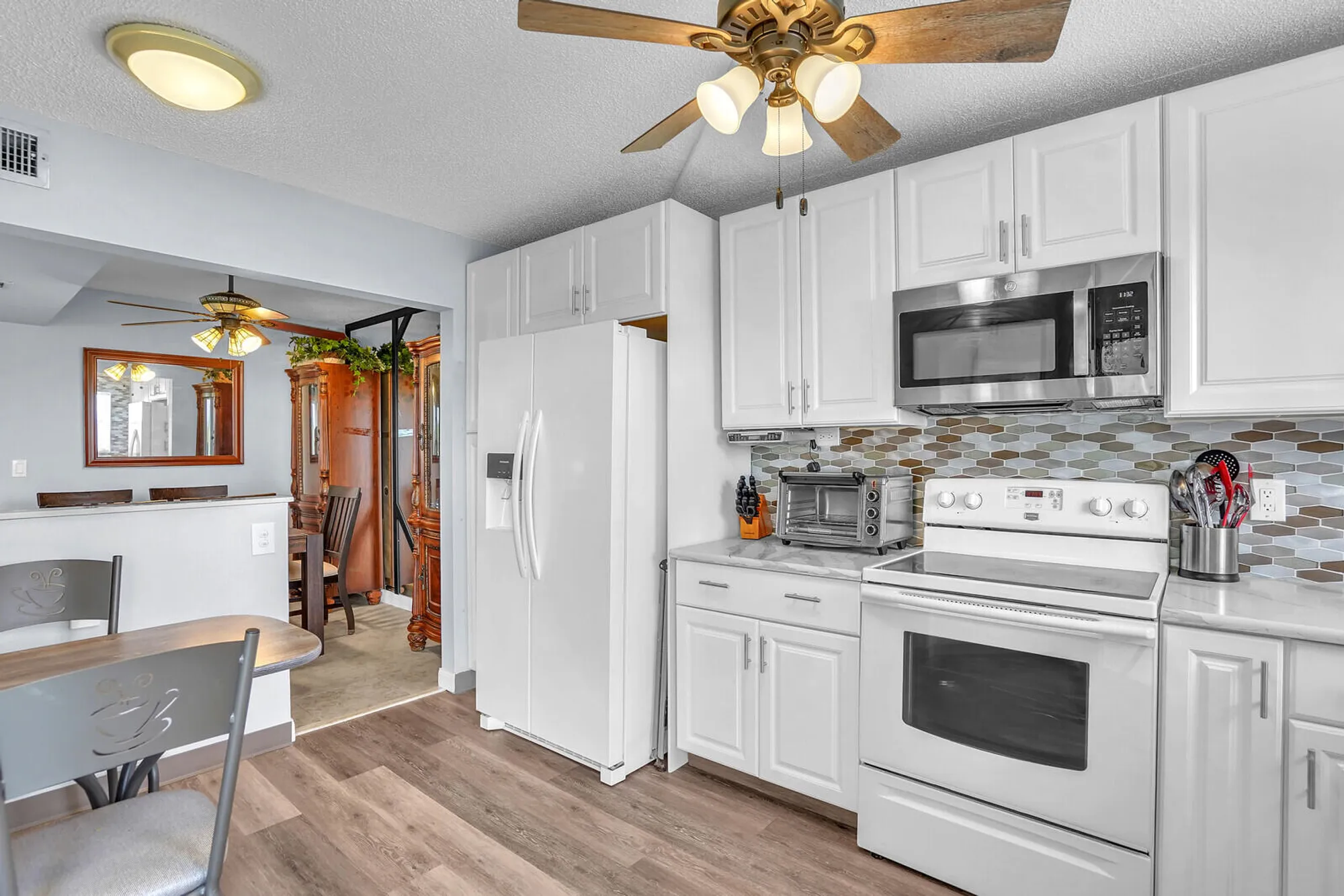 Property Slideshow image 15 of 30 | 3959 via poinciana apt 503, Lake Worth, FL, 33467