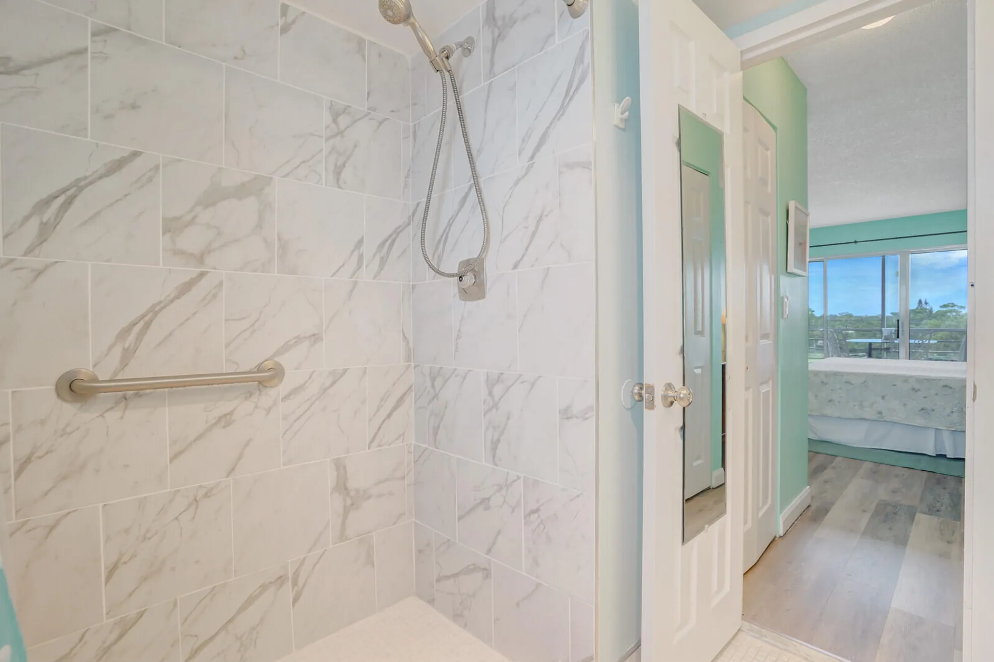 Property Slideshow image 22 of 30 | 3959 via poinciana apt 503, Lake Worth, FL, 33467