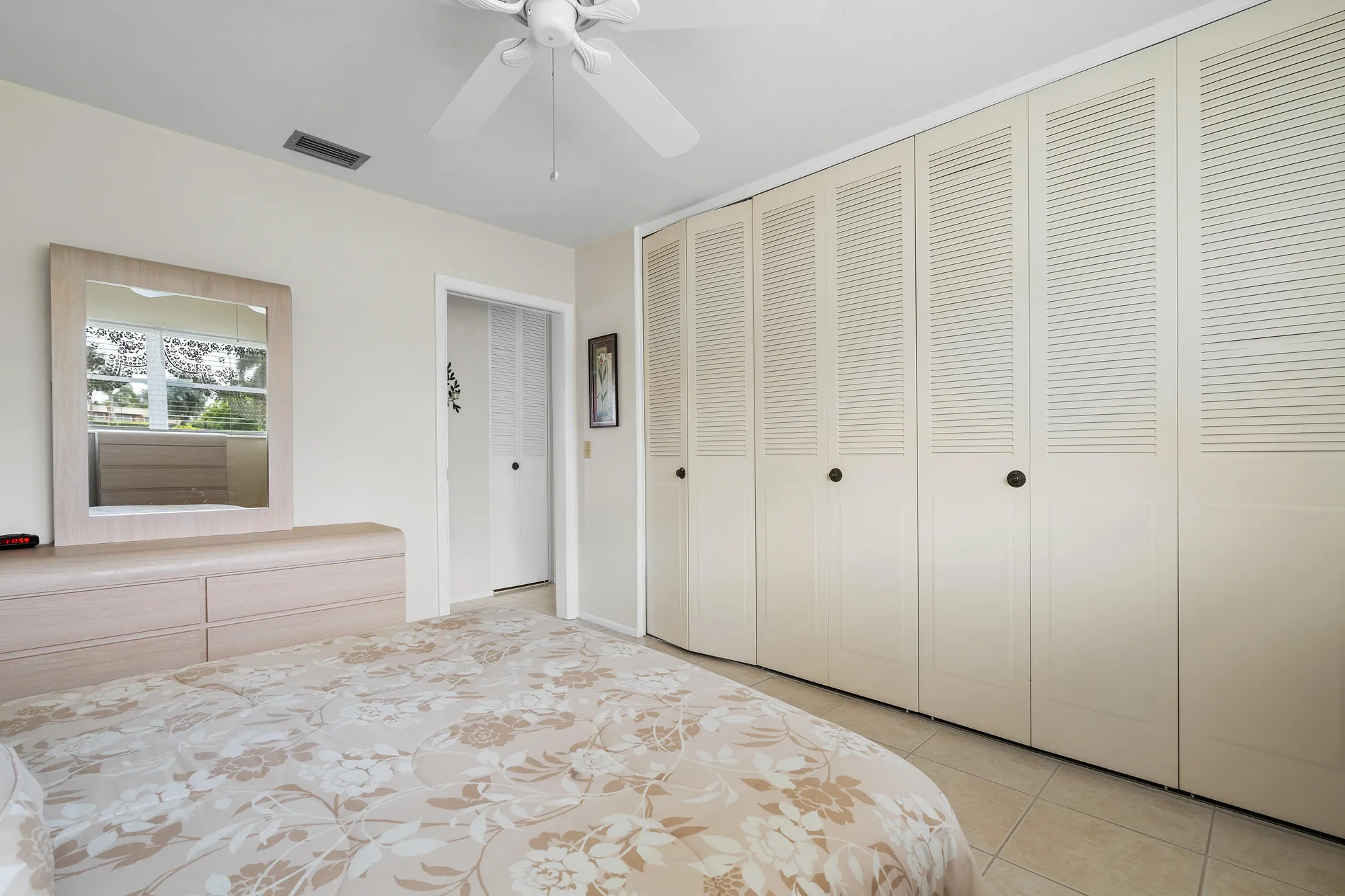 Property Slideshow image 12 of 28 | 2832 crosley dr e, West Palm Beach, FL, 33415