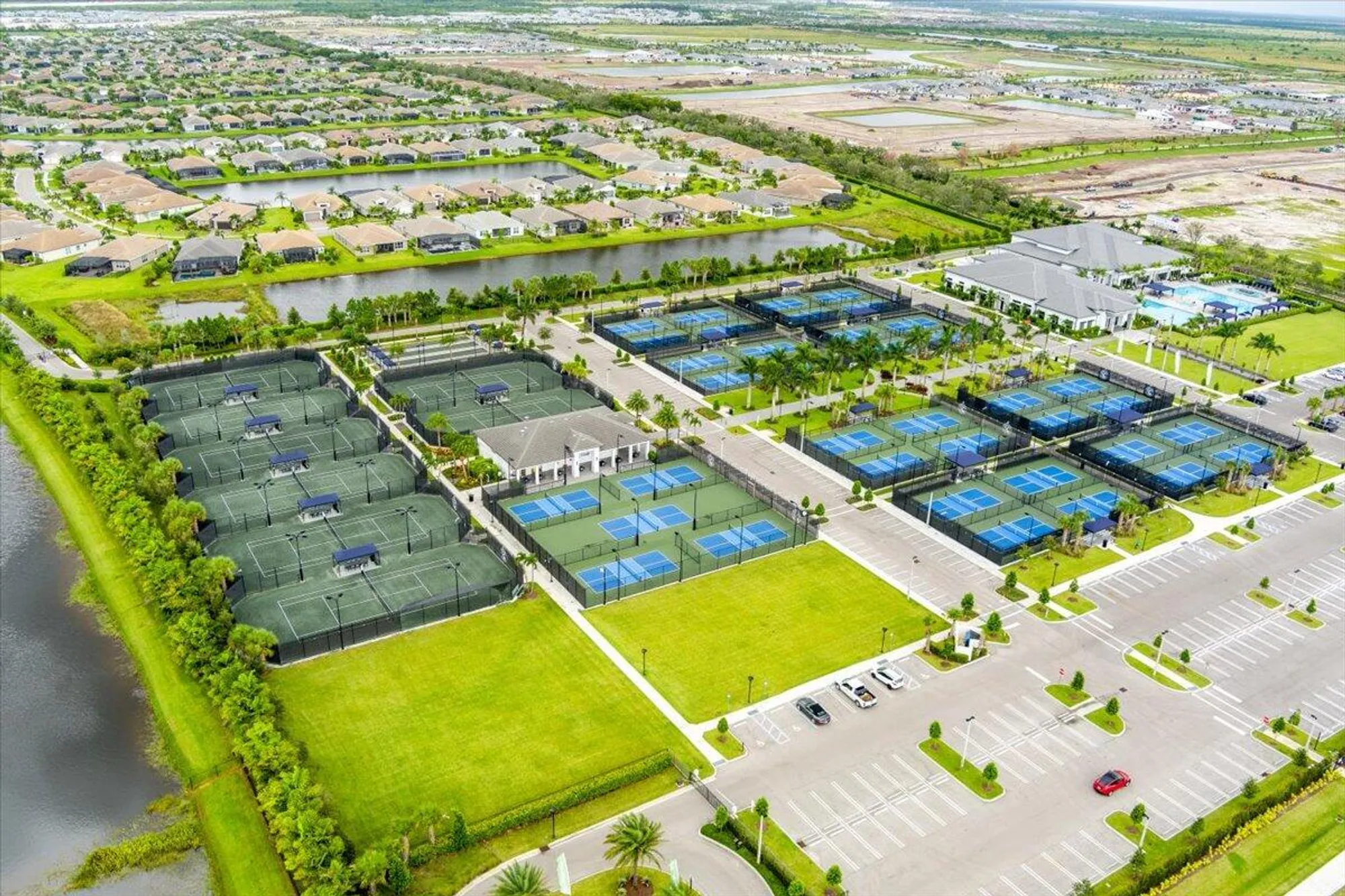 Property Slideshow image 33 of 62 | 11423 sw hawkins ter, Port Saint Lucie, FL, 34987