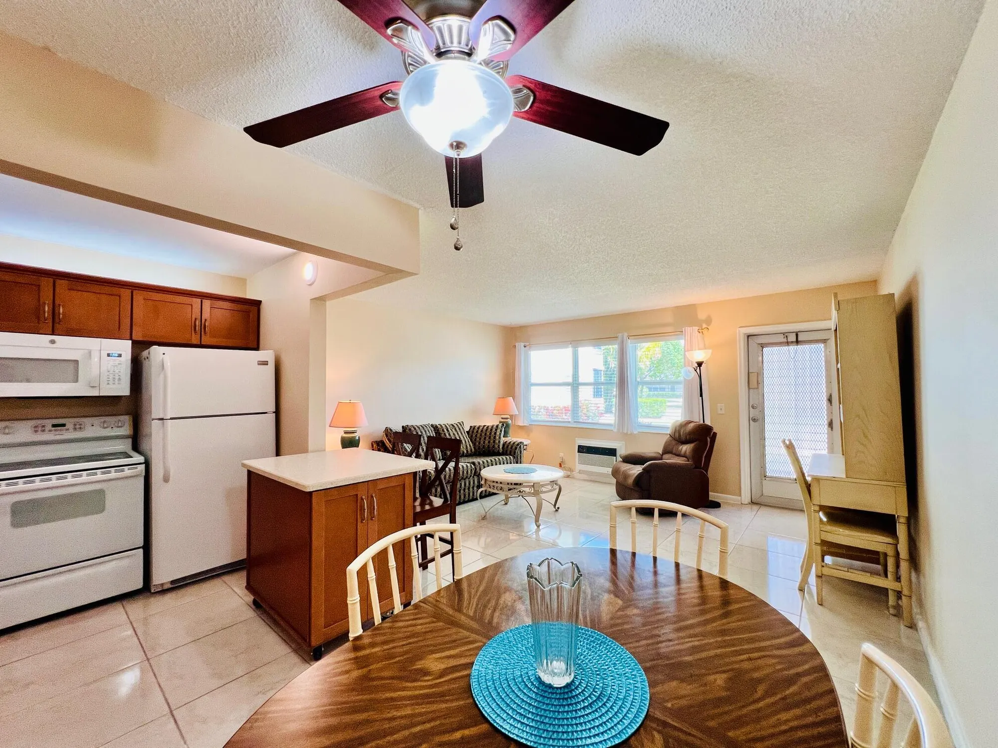 Property Slideshow image 3 of 14 | 312 northampton p, West Palm Beach, FL, 33417