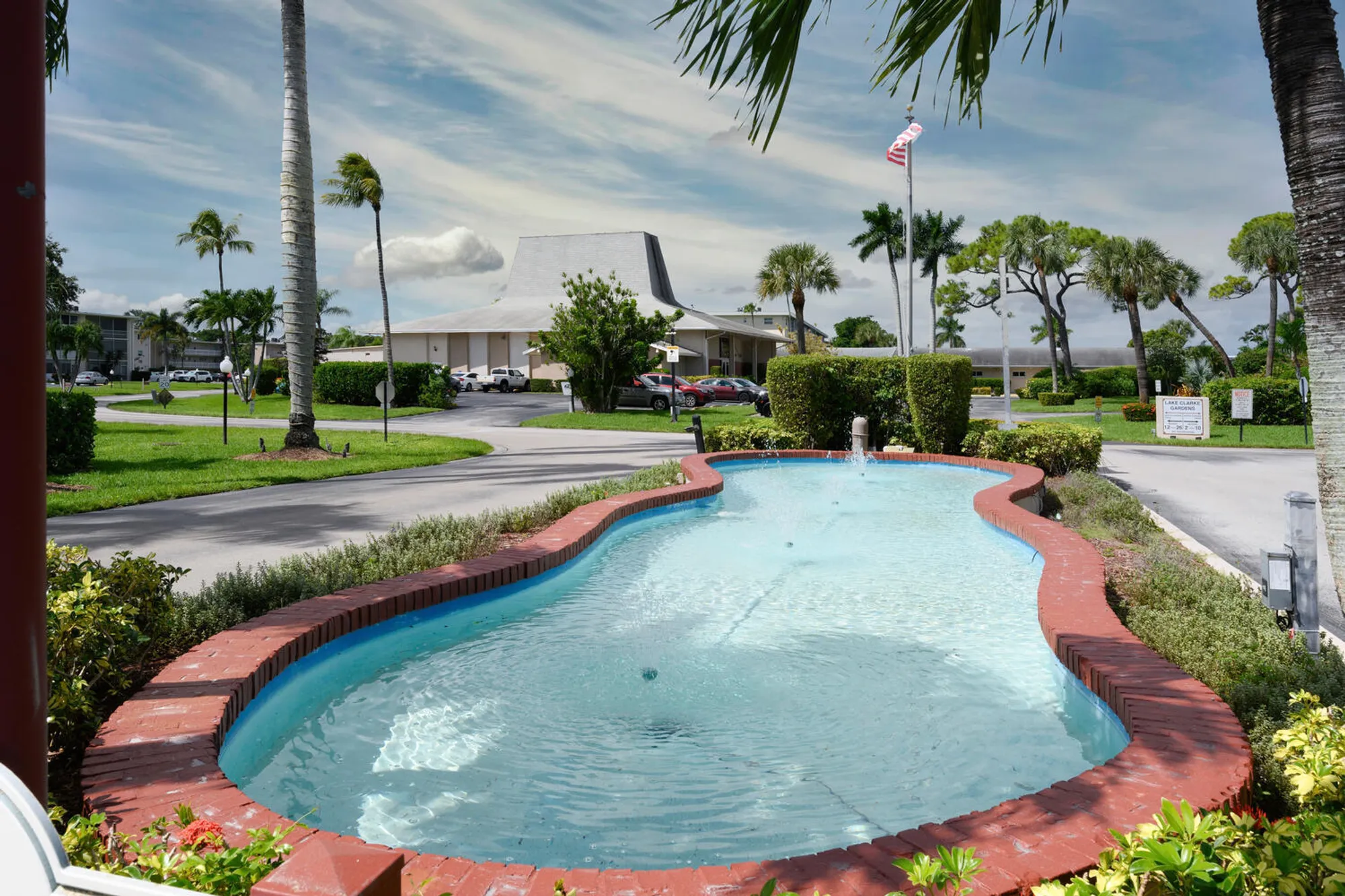 Property Slideshow image 25 of 35 | 2811 garden dr s apt 110, Palm Springs, FL, 33461