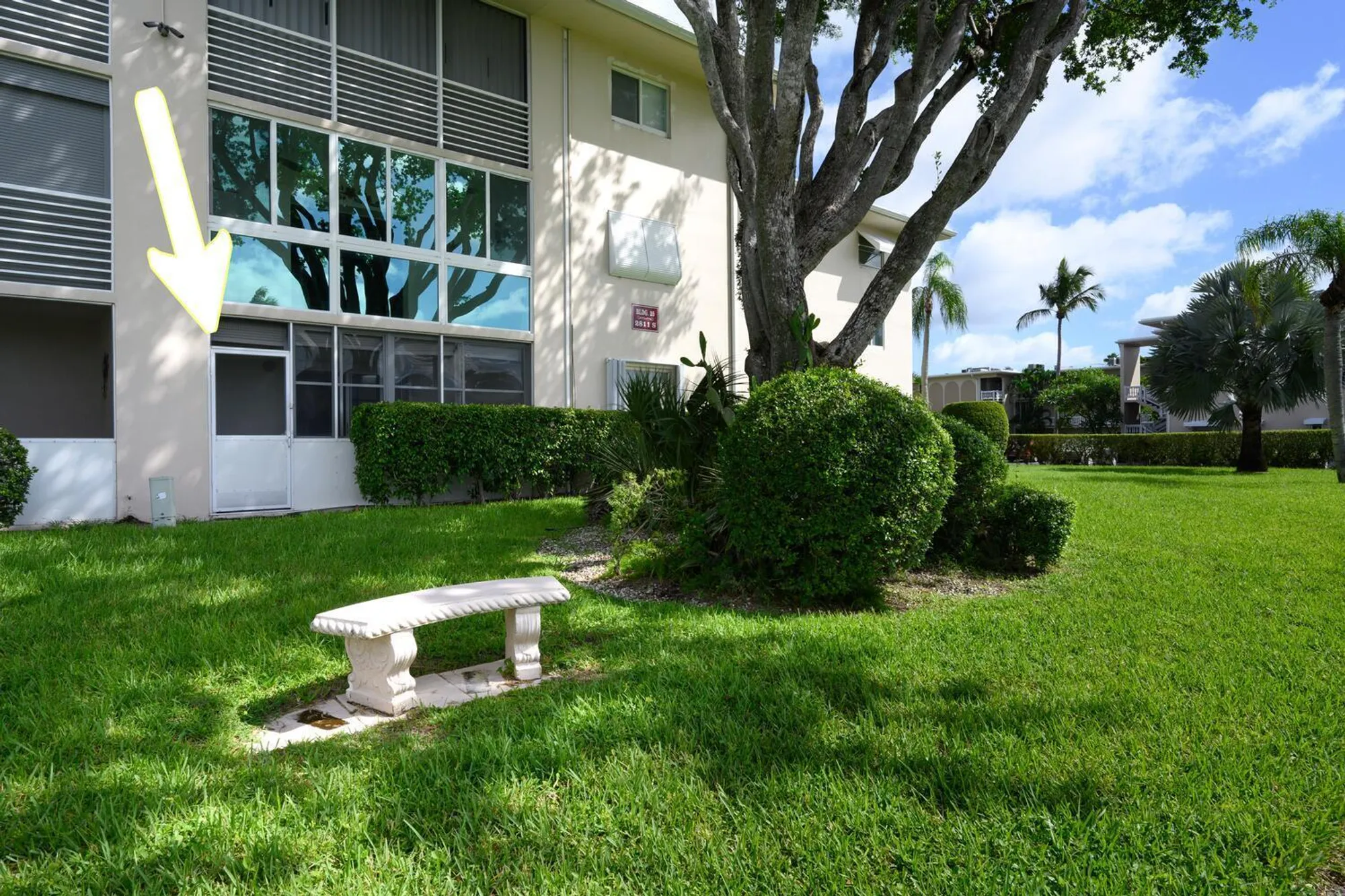 Property Slideshow image 22 of 35 | 2811 garden dr s apt 110, Palm Springs, FL, 33461