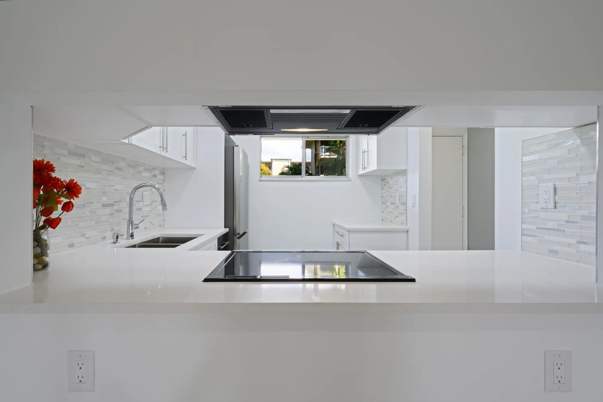 Property Slideshow image 3 of 35 | 2811 garden dr s apt 110, Palm Springs, FL, 33461