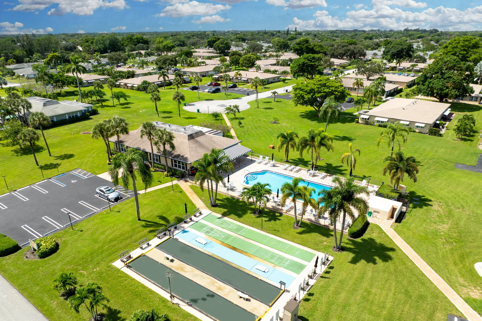 Property Slideshow image 26 of 28 | 1012 circle ter b, Delray Beach, FL, 33445