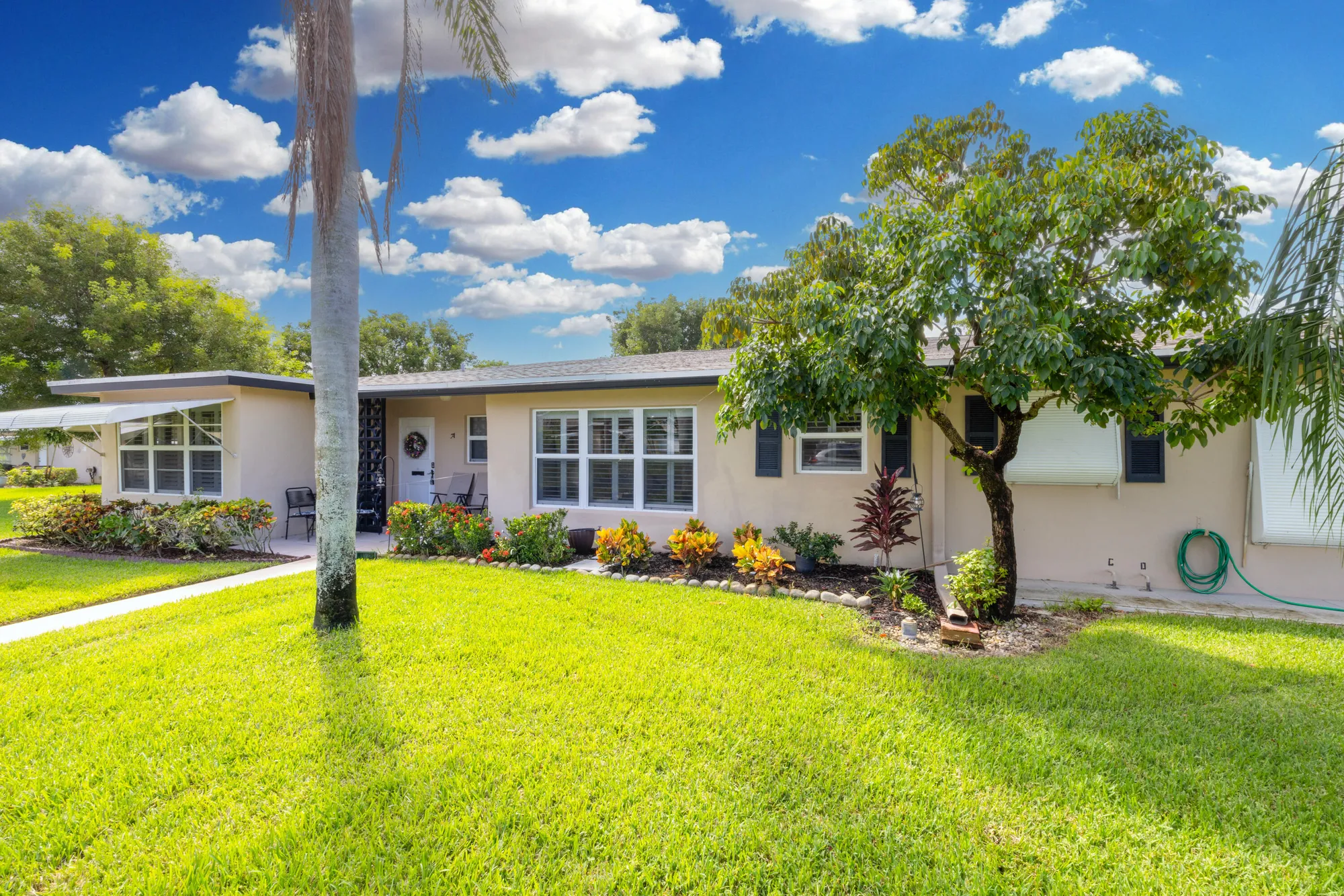 Property Slideshow image 20 of 28 | 1012 circle ter b, Delray Beach, FL, 33445