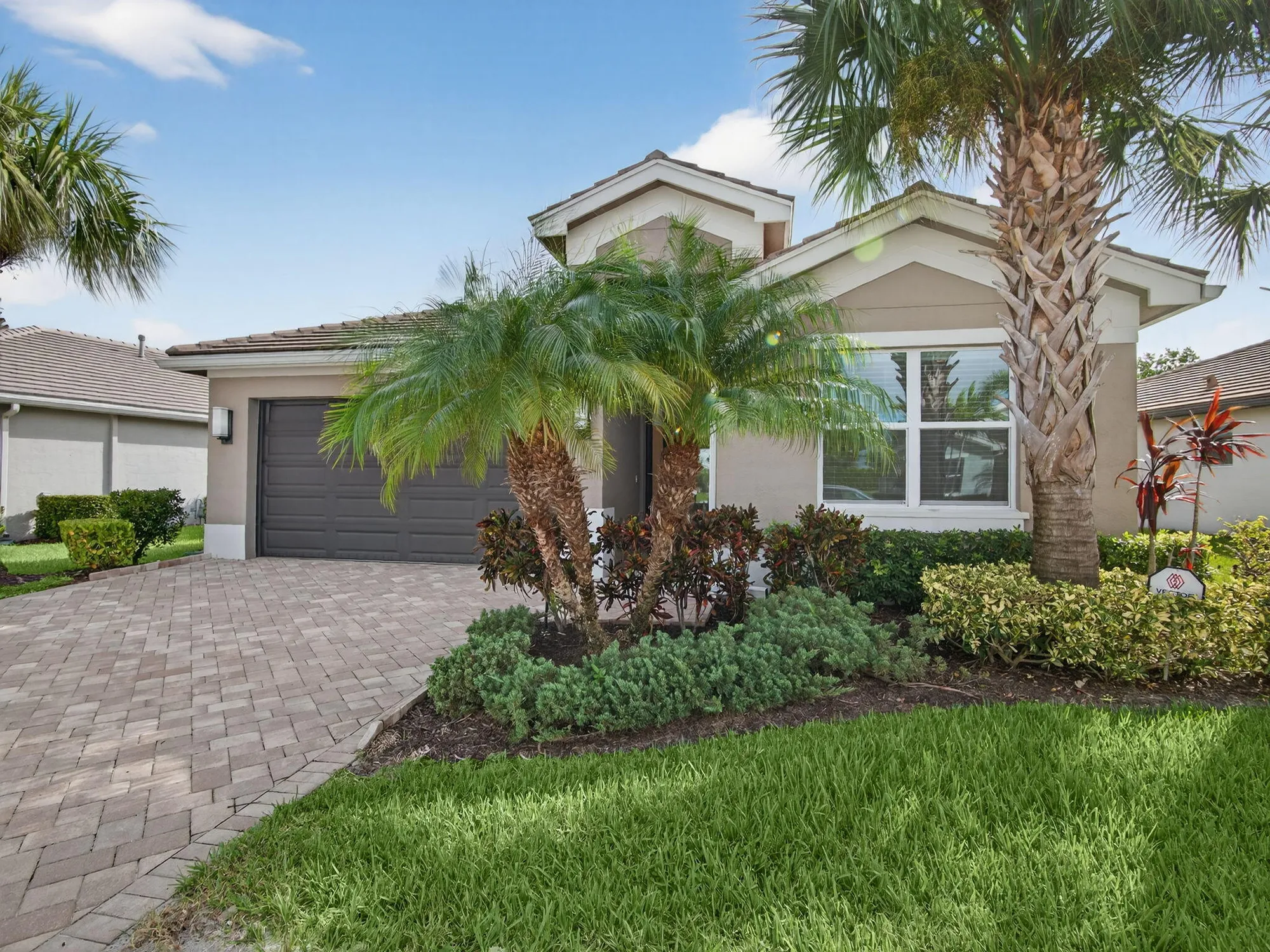 Property Slideshow image 4 of 107 | 11610 sw hawkins ter, Port Saint Lucie, FL, 34987