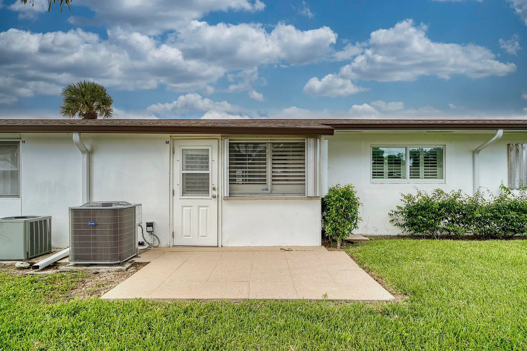 Property Slideshow image 28 of 47 | 2930 crosley dr m, West Palm Beach, FL, 33415