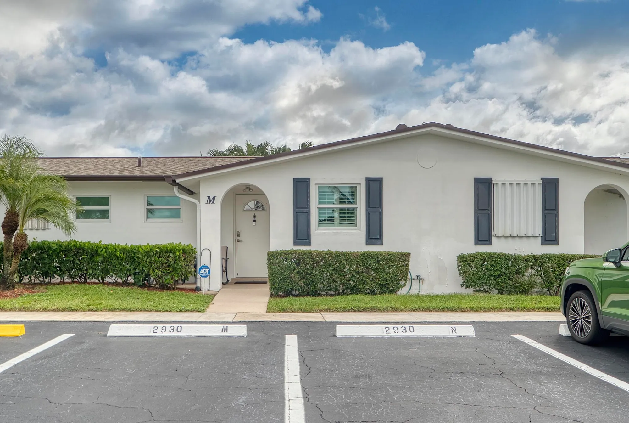 Property Slideshow image 1 of 47 | 2930 crosley dr m, West Palm Beach, FL, 33415