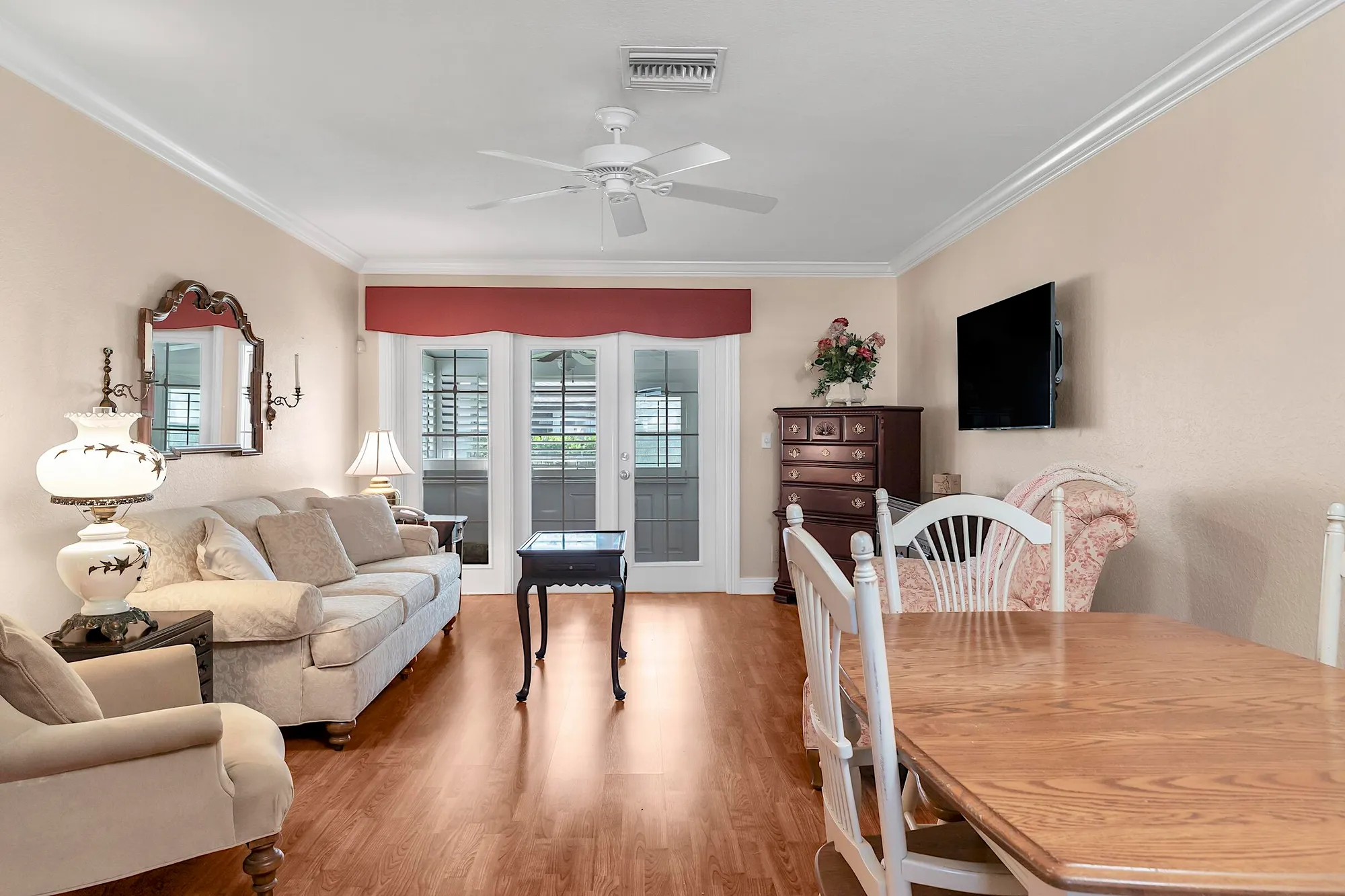 Property Slideshow image 2 of 47 | 2930 crosley dr m, West Palm Beach, FL, 33415