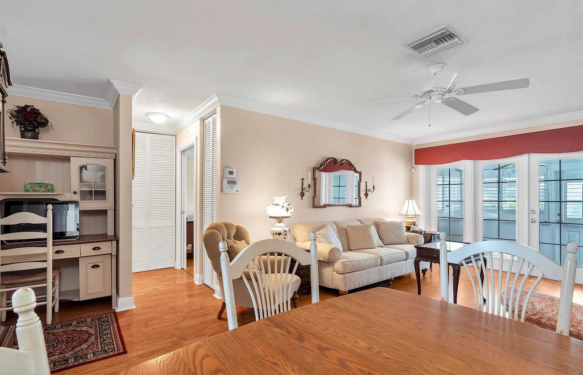 Property Slideshow image 4 of 47 | 2930 crosley dr m, West Palm Beach, FL, 33415