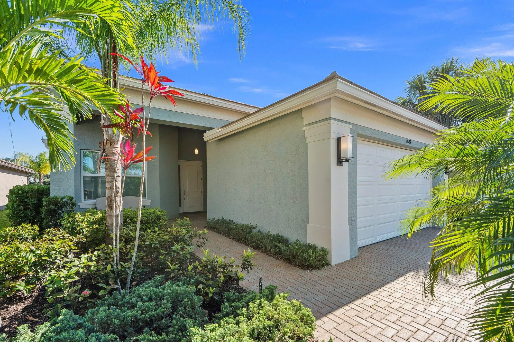 Property Slideshow image 5 of 42 | 10529 sw sunray st, Port Saint Lucie, FL, 34987