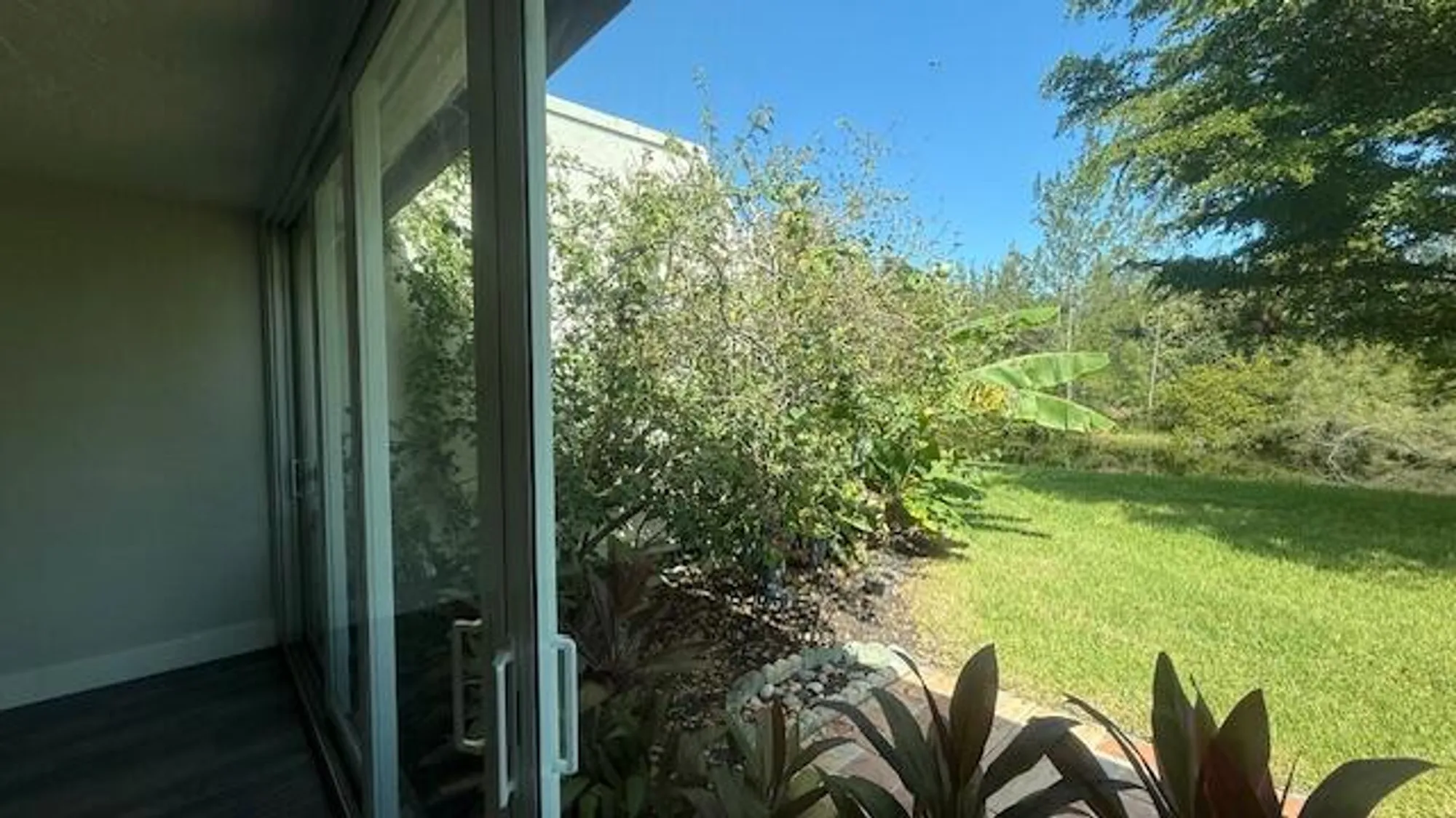 Property Slideshow image 17 of 32 | 178 lake susan ln, West Palm Beach, FL, 33411