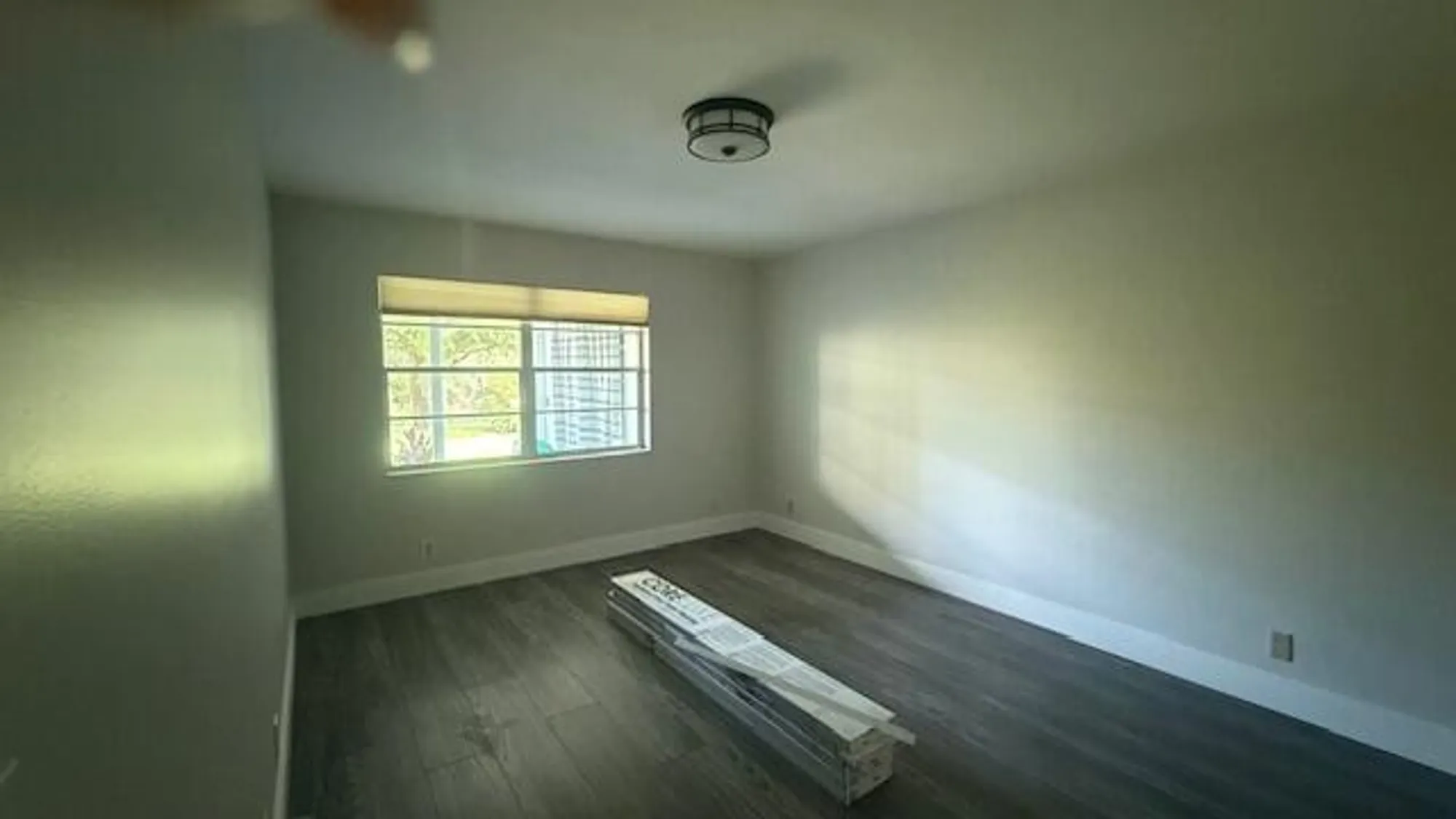 Property Slideshow image 18 of 32 | 178 lake susan ln, West Palm Beach, FL, 33411