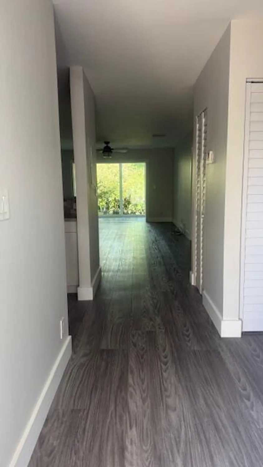 Property Slideshow image 3 of 32 | 178 lake susan ln, West Palm Beach, FL, 33411