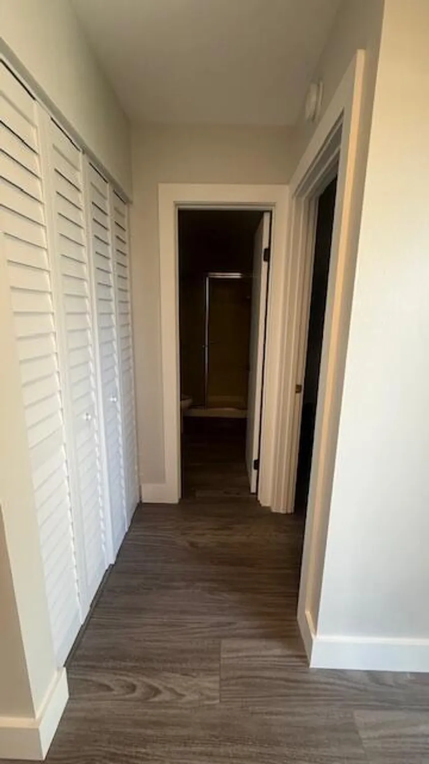 Property Slideshow image 7 of 32 | 178 lake susan ln, West Palm Beach, FL, 33411