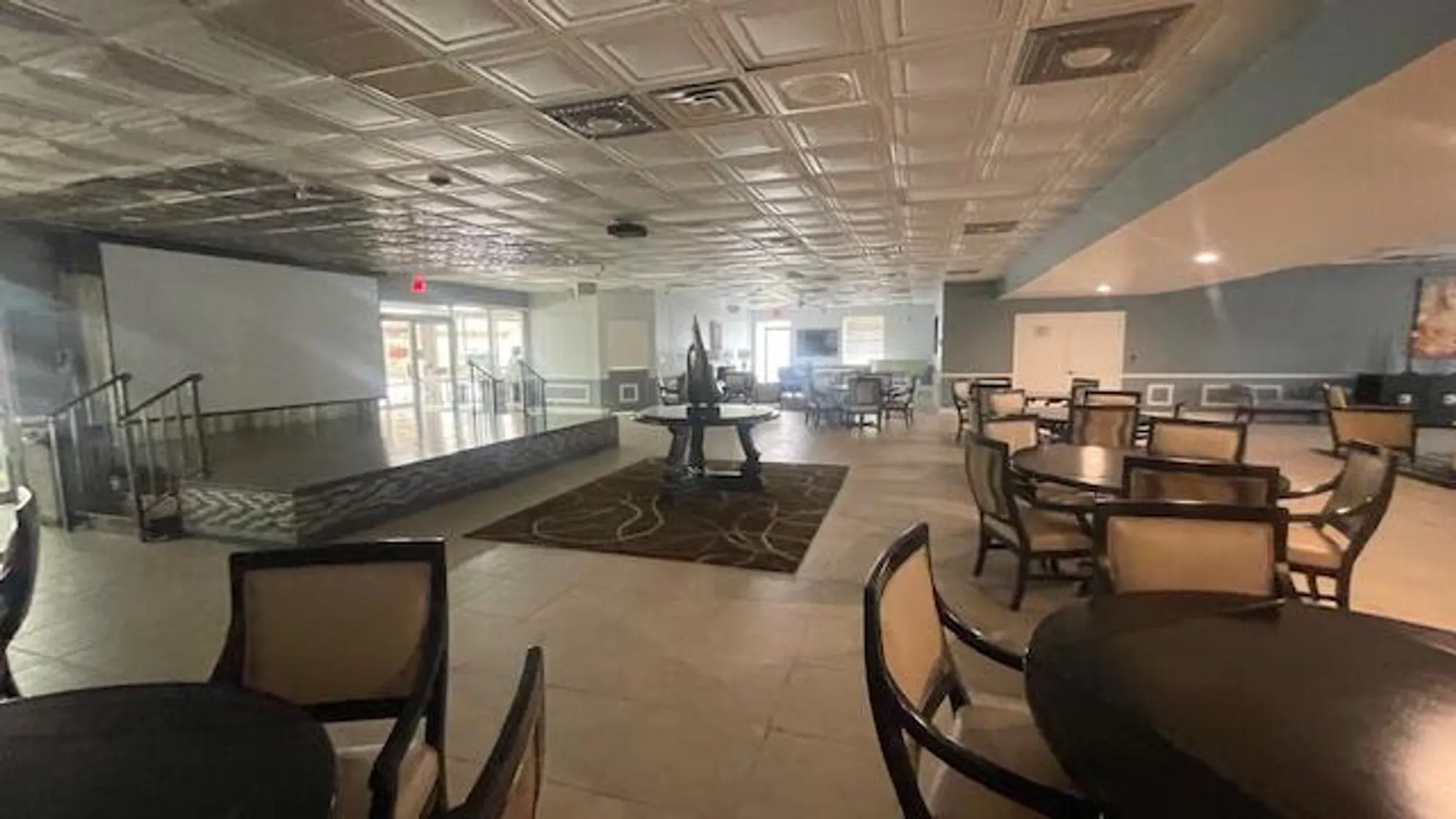 Property Slideshow image 31 of 32 | 178 lake susan ln, West Palm Beach, FL, 33411