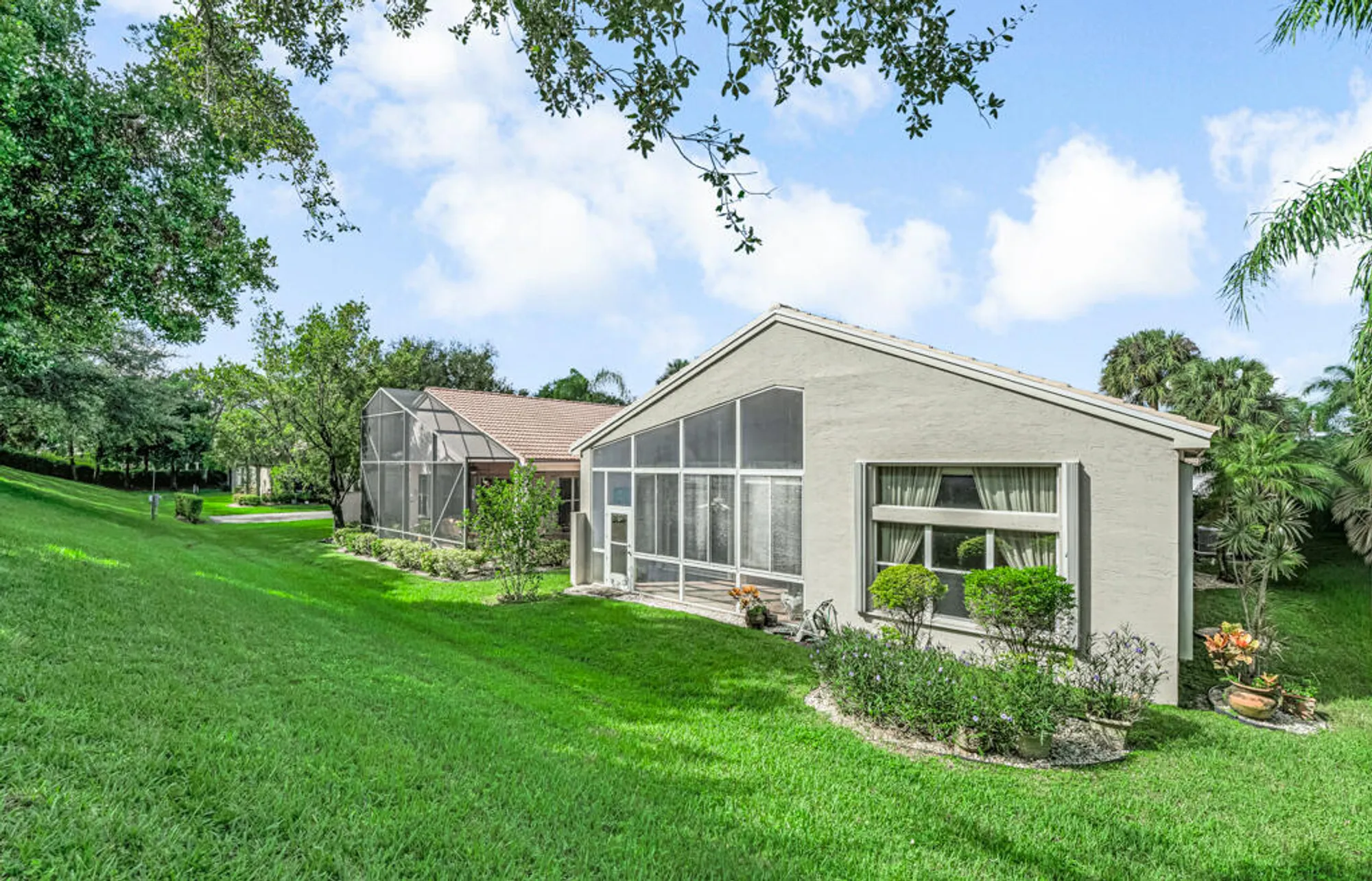 Property Slideshow image 43 of 54 | 7932 seagrape shores dr, Lake Worth, FL, 33467