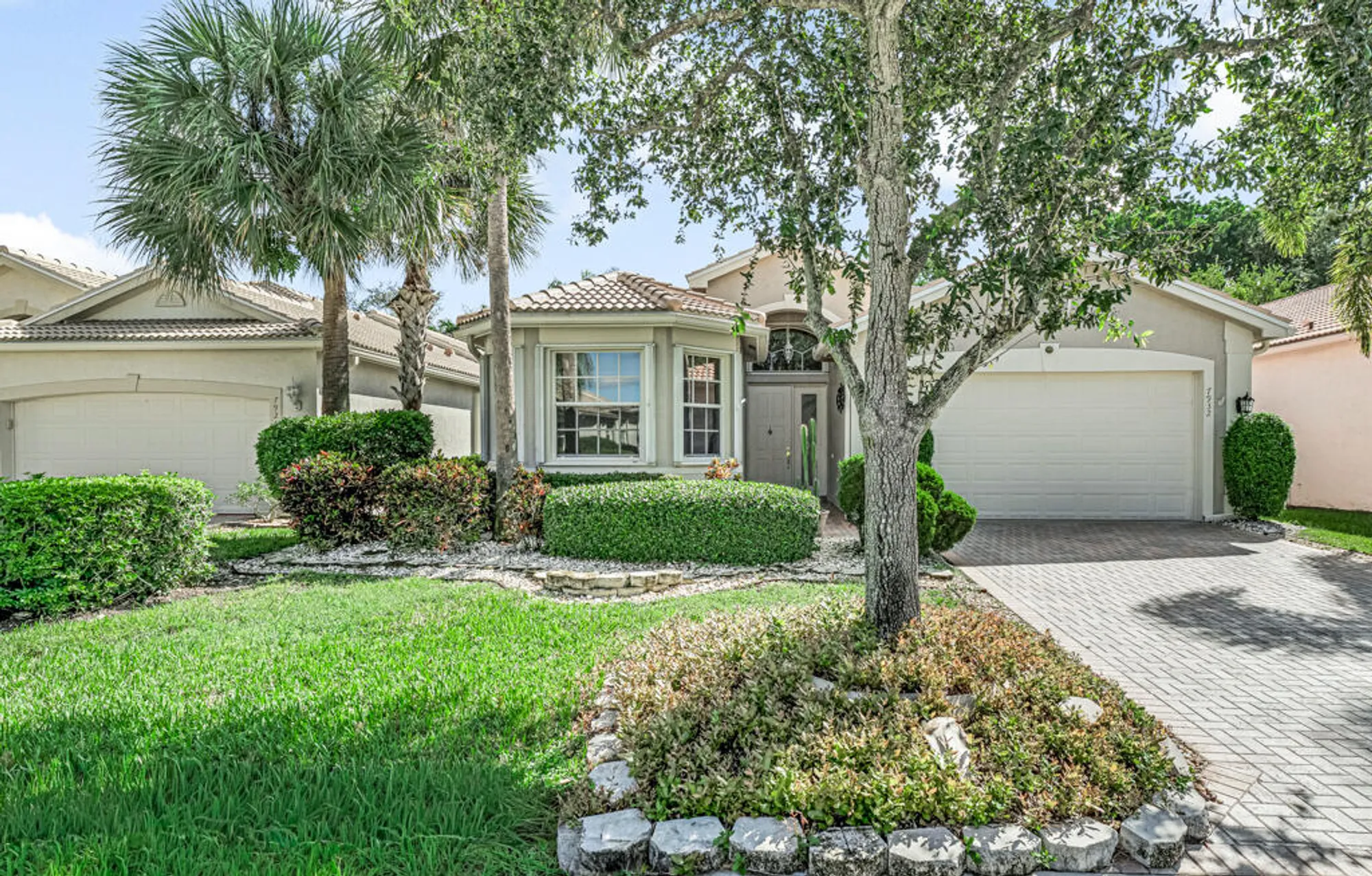 Property Slideshow image 44 of 54 | 7932 seagrape shores dr, Lake Worth, FL, 33467