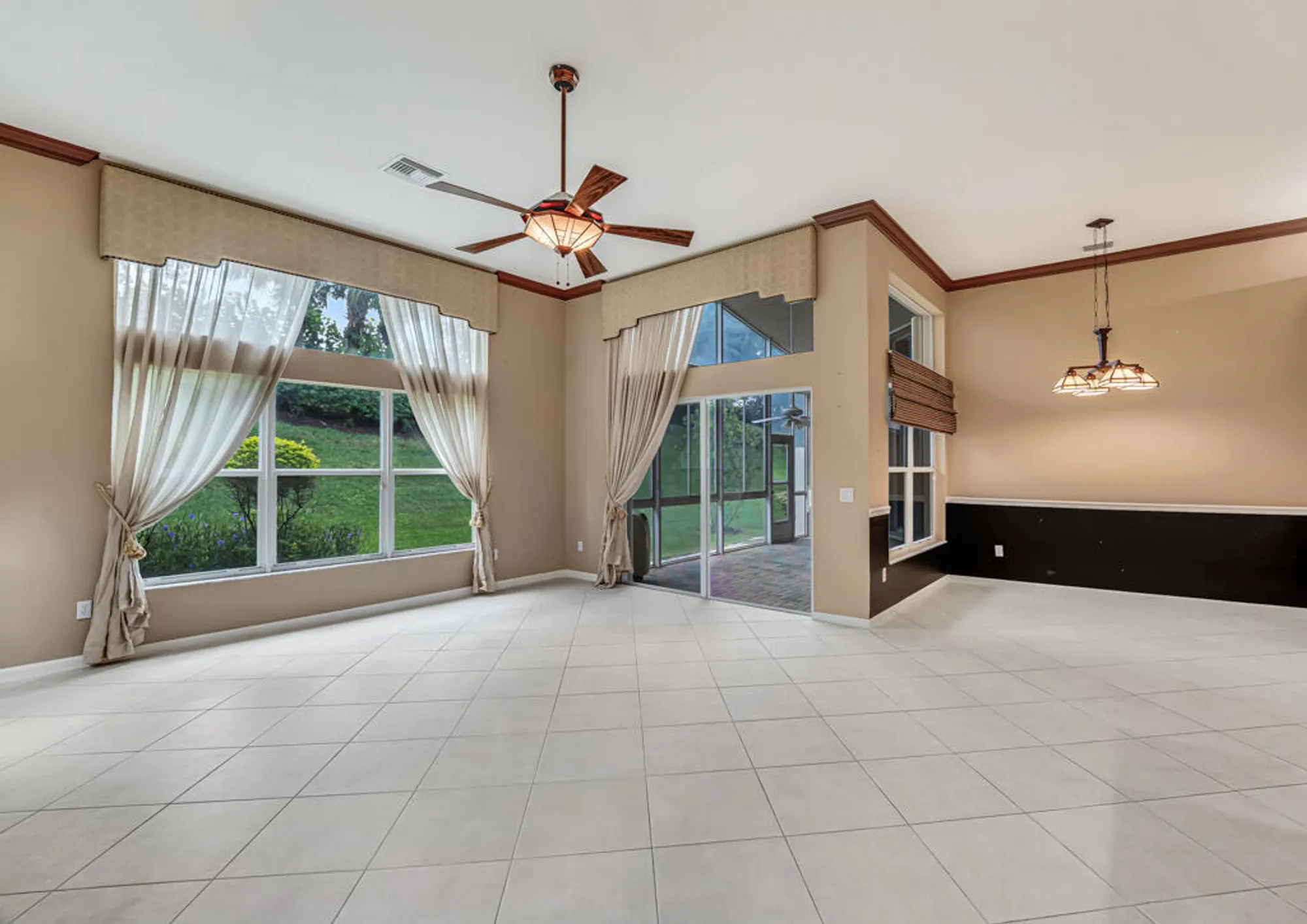 Property Slideshow image 5 of 54 | 7932 seagrape shores dr, Lake Worth, FL, 33467