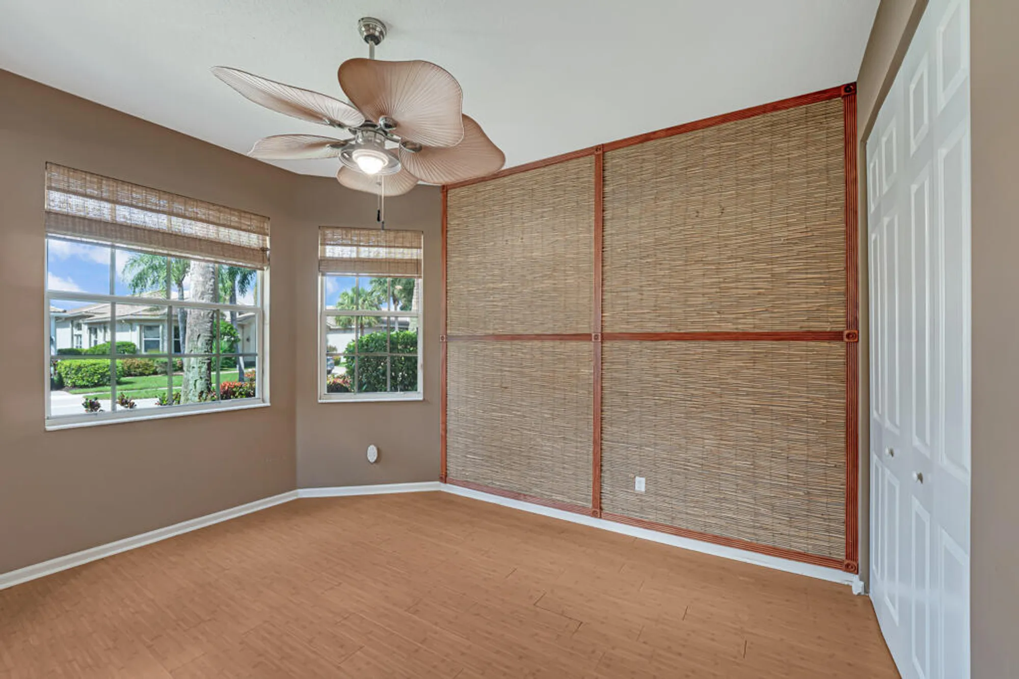 Property Slideshow image 34 of 54 | 7932 seagrape shores dr, Lake Worth, FL, 33467