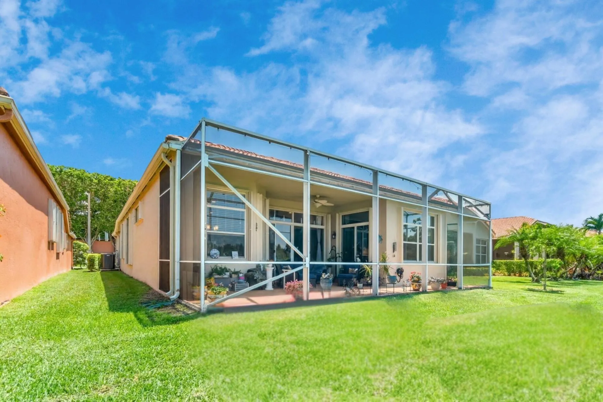 Property Slideshow image 11 of 37 | 9857 via grande, Wellington, FL, 33411