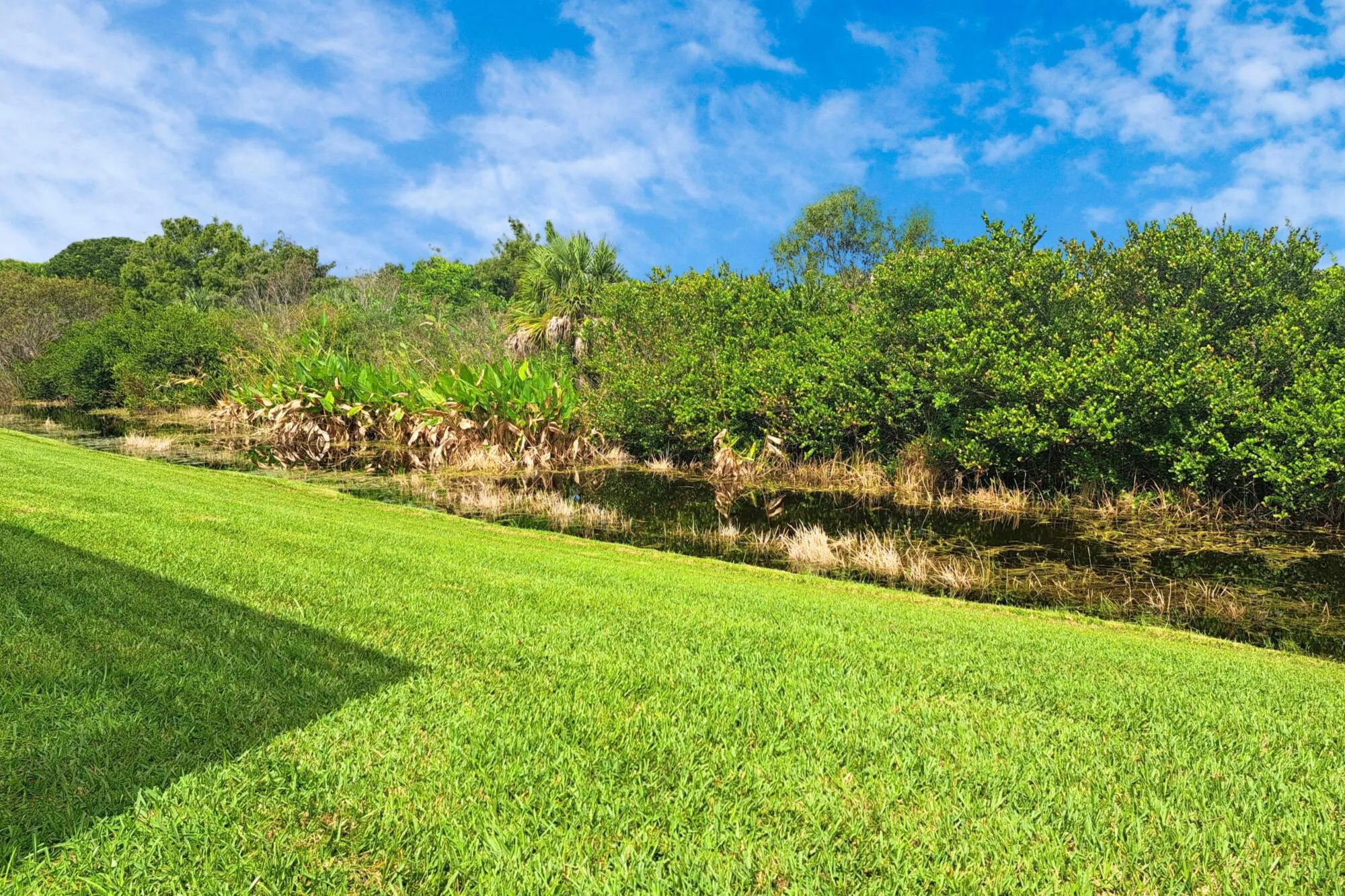 Property Slideshow image 12 of 37 | 9857 via grande, Wellington, FL, 33411