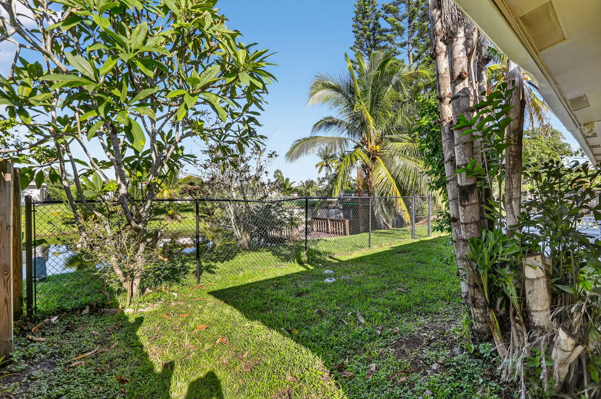 Property Slideshow image 30 of 51 | 1190 nw 69th ave, Margate, FL, 33063