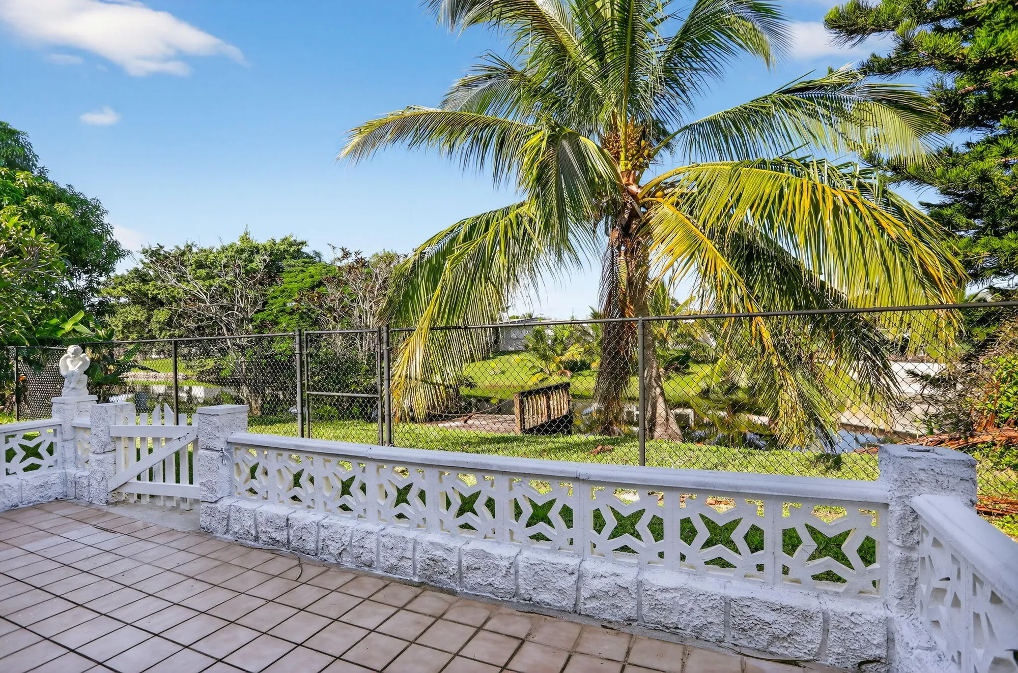 Property Slideshow image 32 of 51 | 1190 nw 69th ave, Margate, FL, 33063