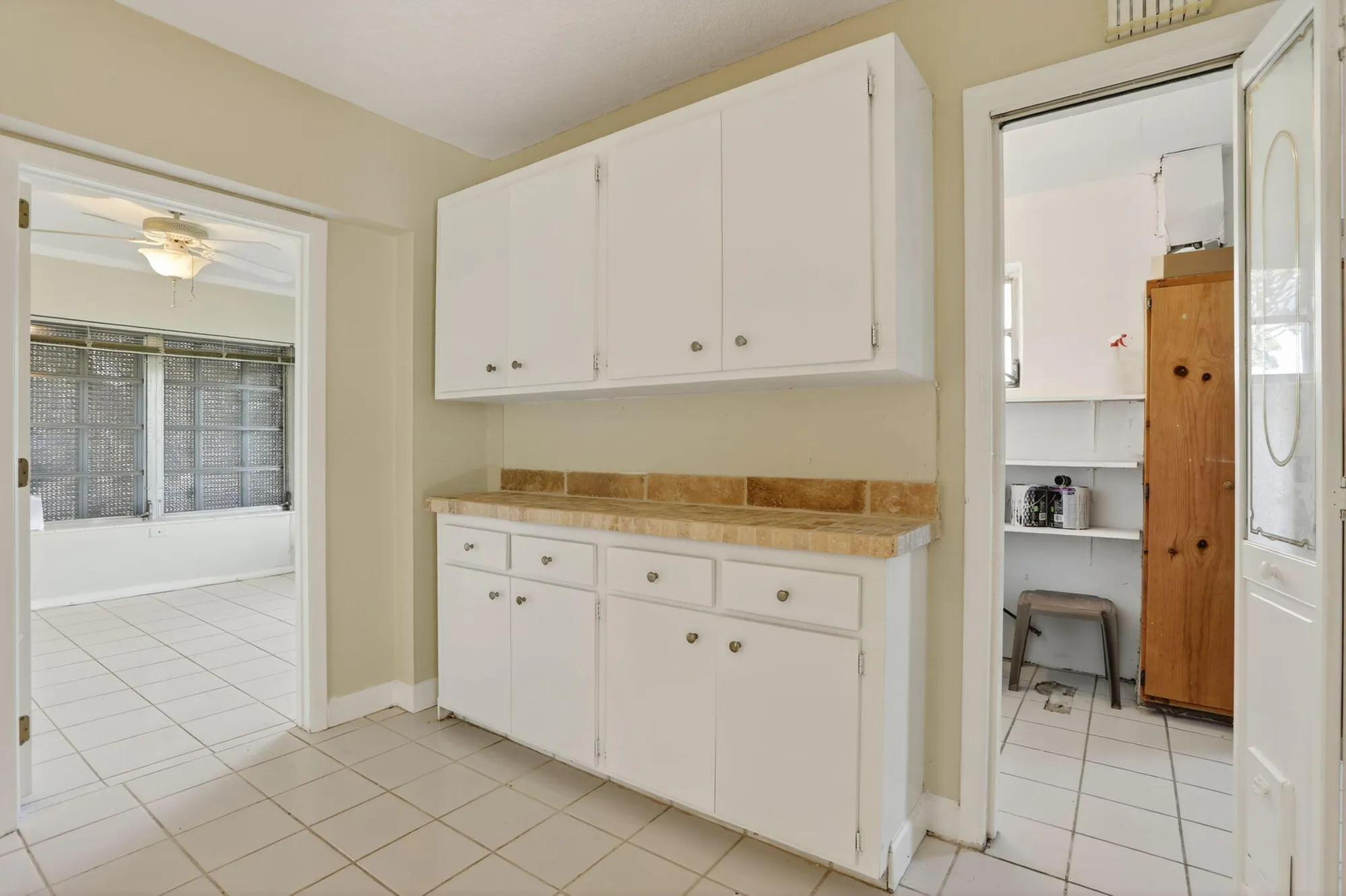 Property Slideshow image 17 of 51 | 1190 nw 69th ave, Margate, FL, 33063