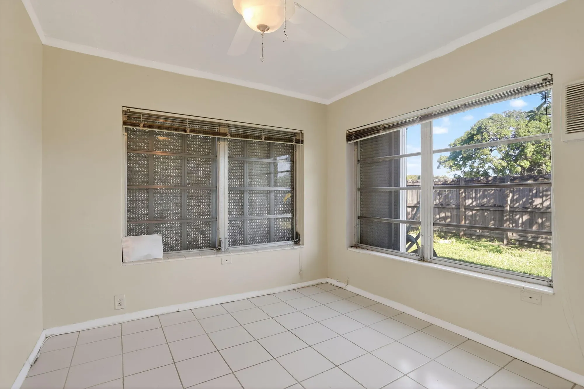 Property Slideshow image 20 of 51 | 1190 nw 69th ave, Margate, FL, 33063