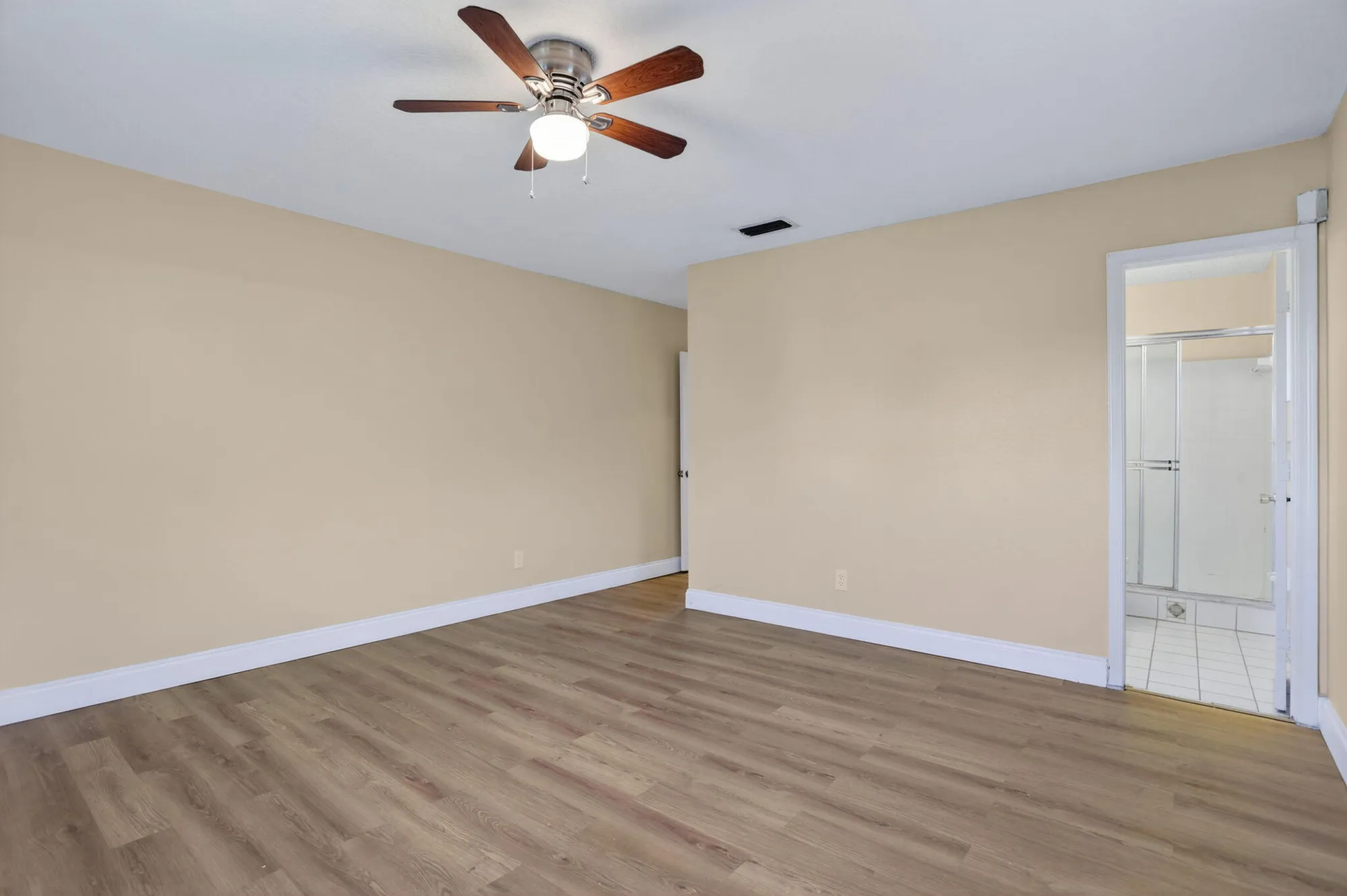 Property Slideshow image 23 of 51 | 1190 nw 69th ave, Margate, FL, 33063