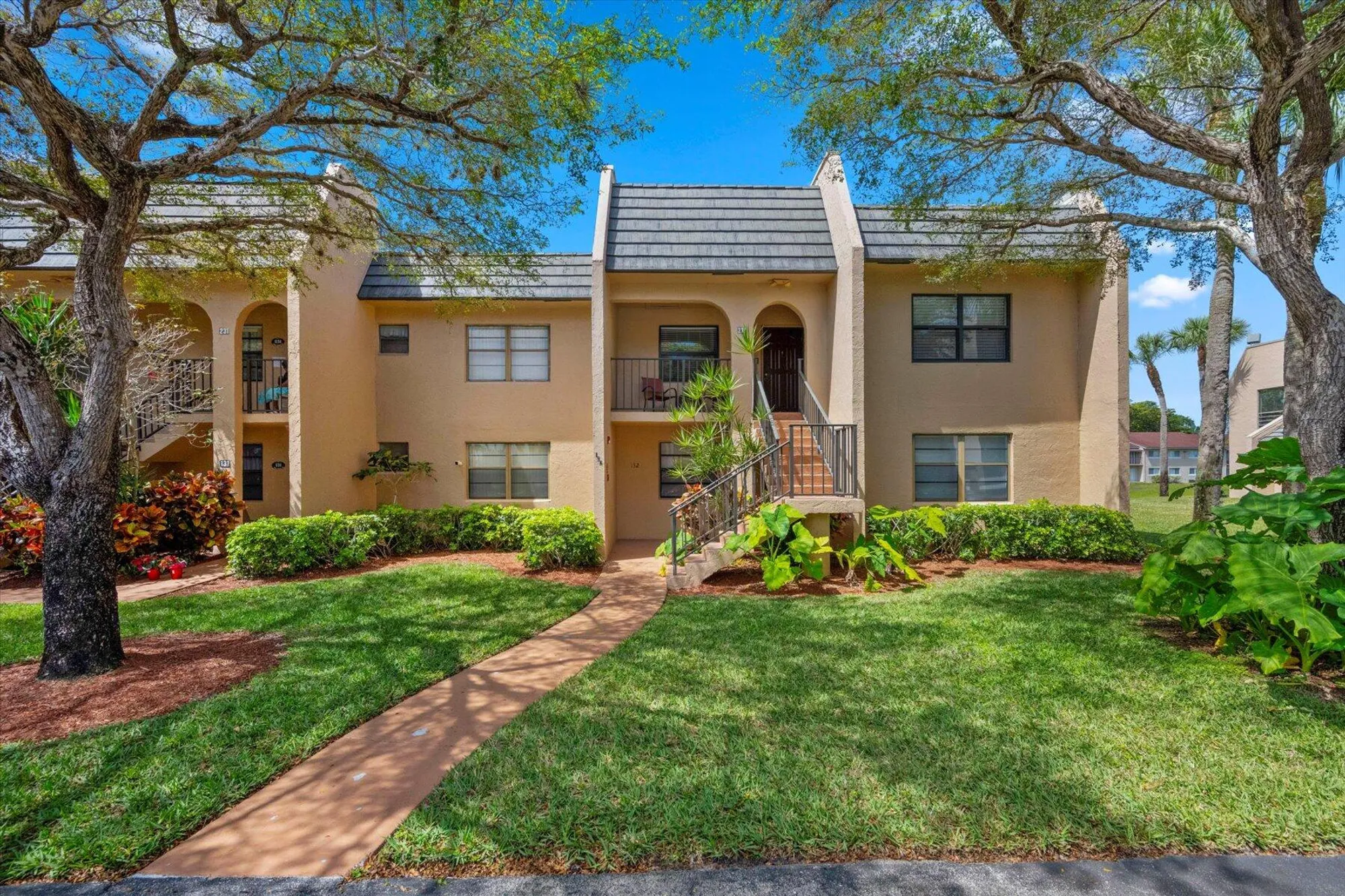 Property Slideshow image 25 of 34 | 145 lake nancy ln apt 232, West Palm Beach, FL, 33411