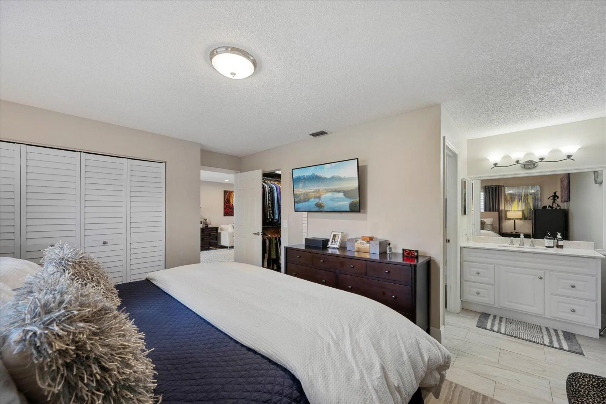 Property Slideshow image 13 of 34 | 145 lake nancy ln apt 232, West Palm Beach, FL, 33411