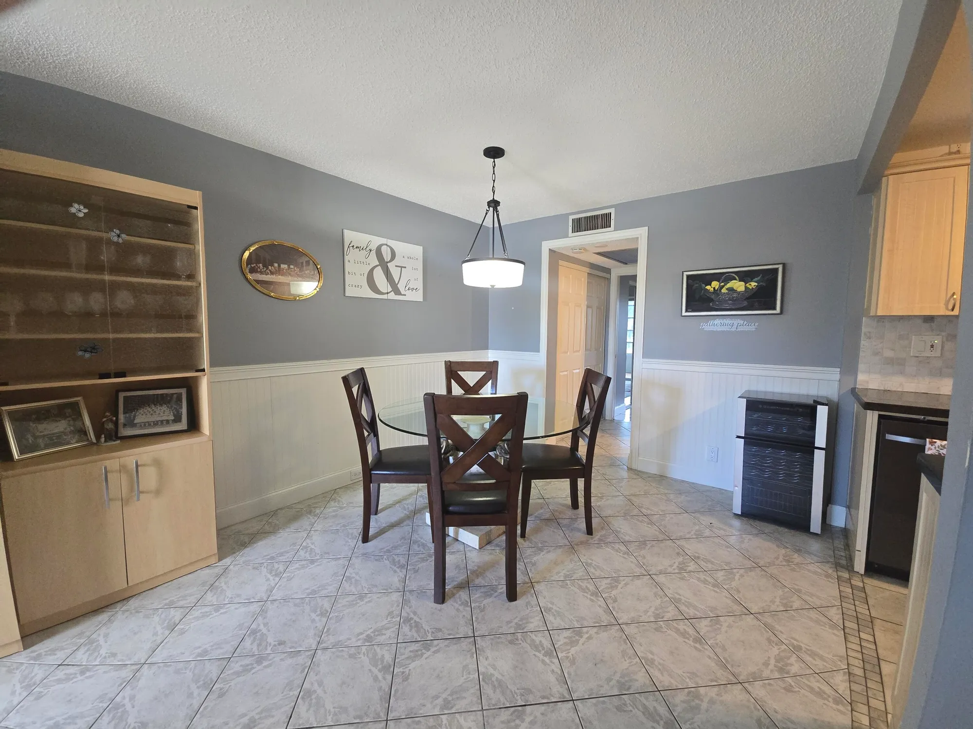 Property Slideshow image 14 of 28 | 2010 westbury f # 2010, Deerfield Beach, FL, 33442