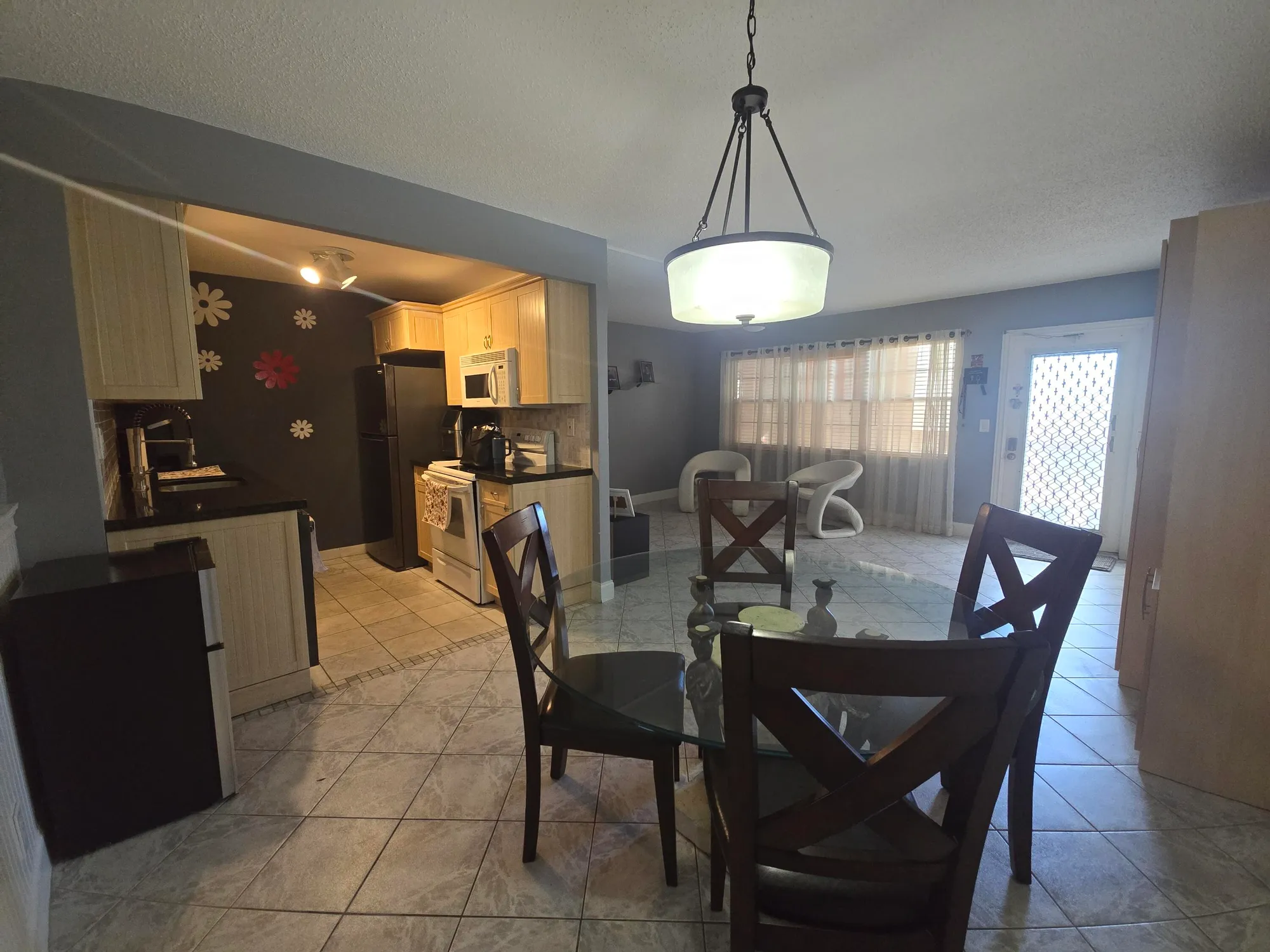 Property Slideshow image 15 of 28 | 2010 westbury f # 2010, Deerfield Beach, FL, 33442