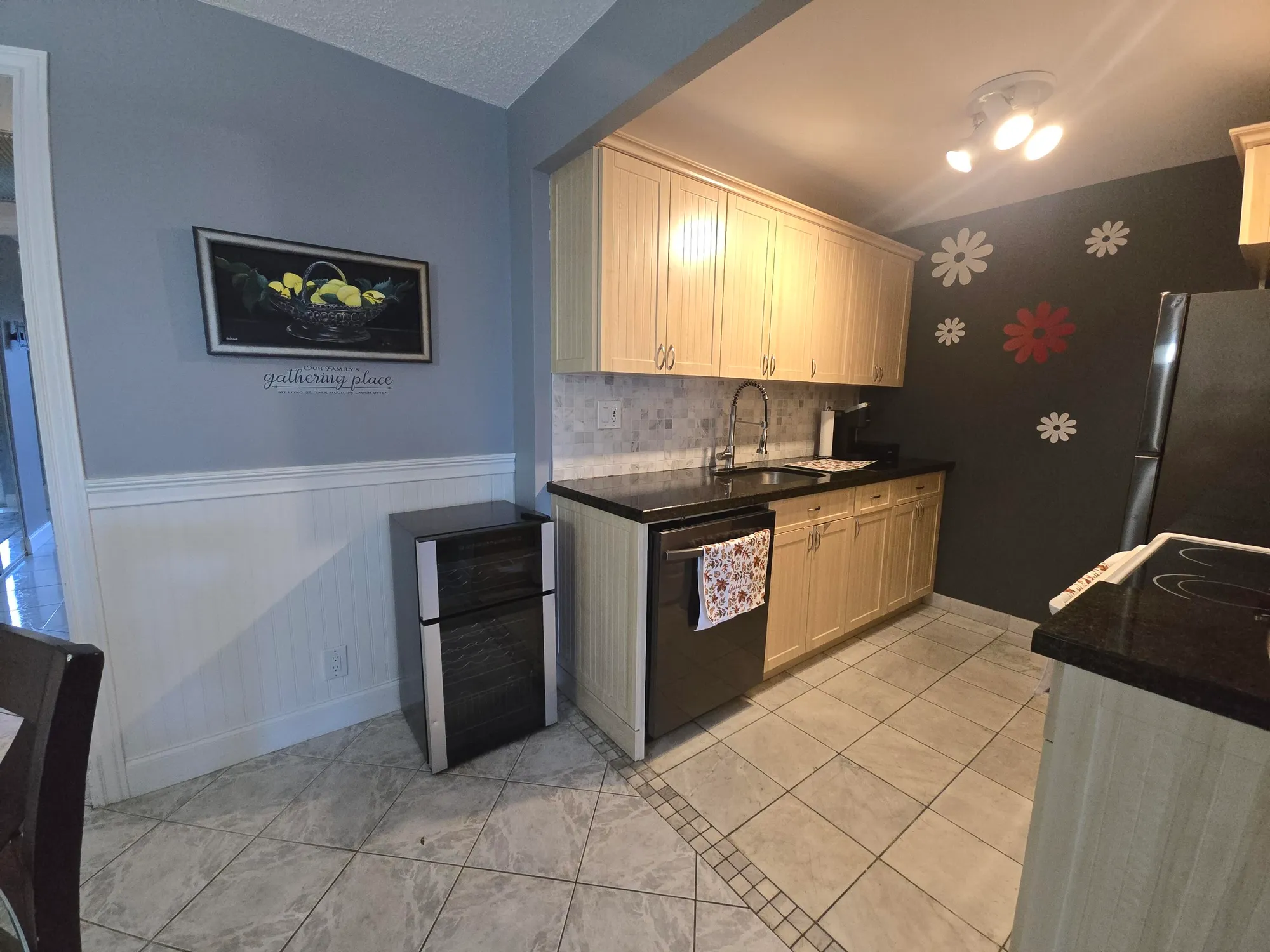 Property Slideshow image 17 of 28 | 2010 westbury f # 2010, Deerfield Beach, FL, 33442