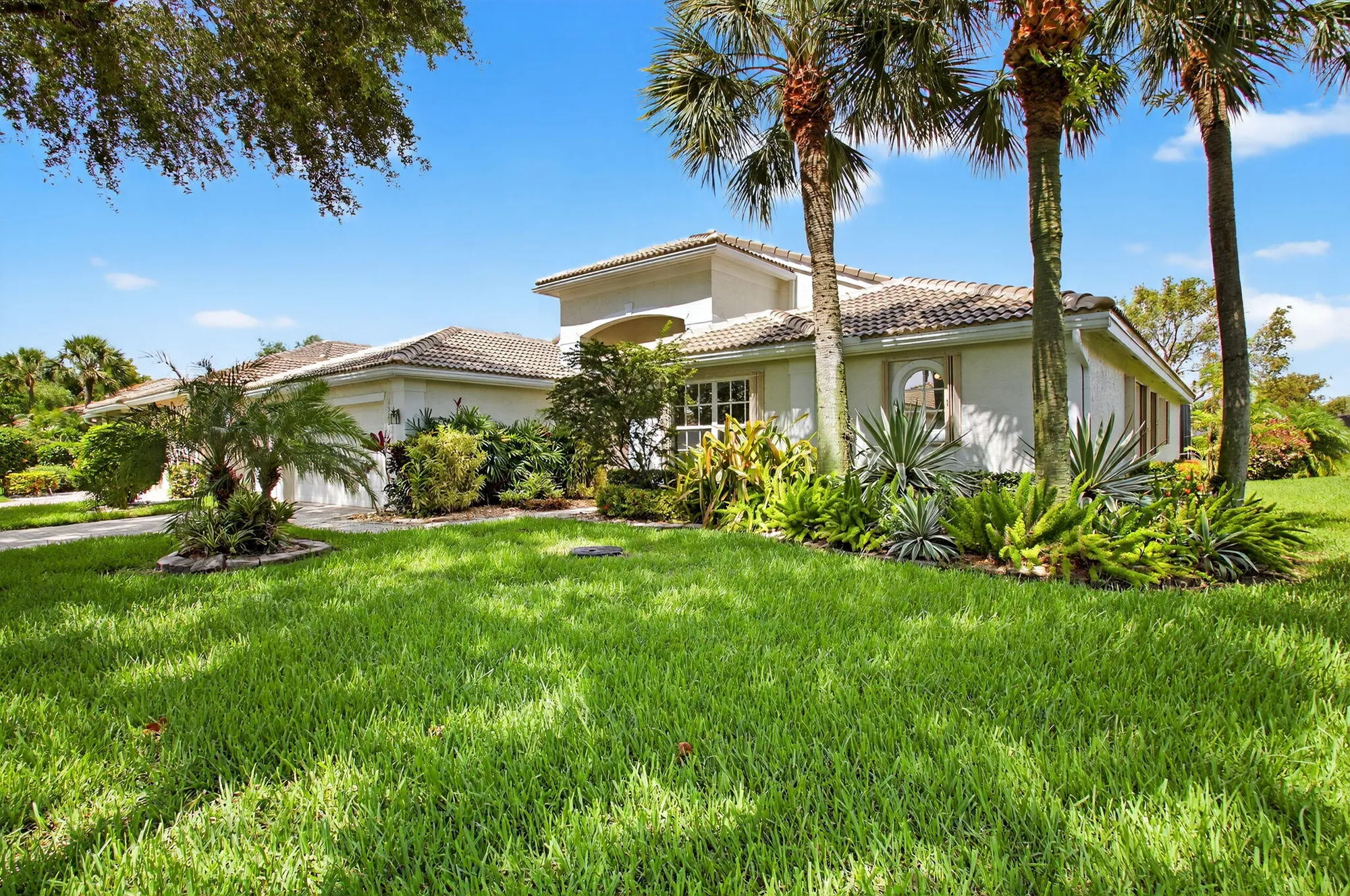 Property Slideshow image 2 of 81 | 13221 alhambra lake cir, Delray Beach, FL, 33446