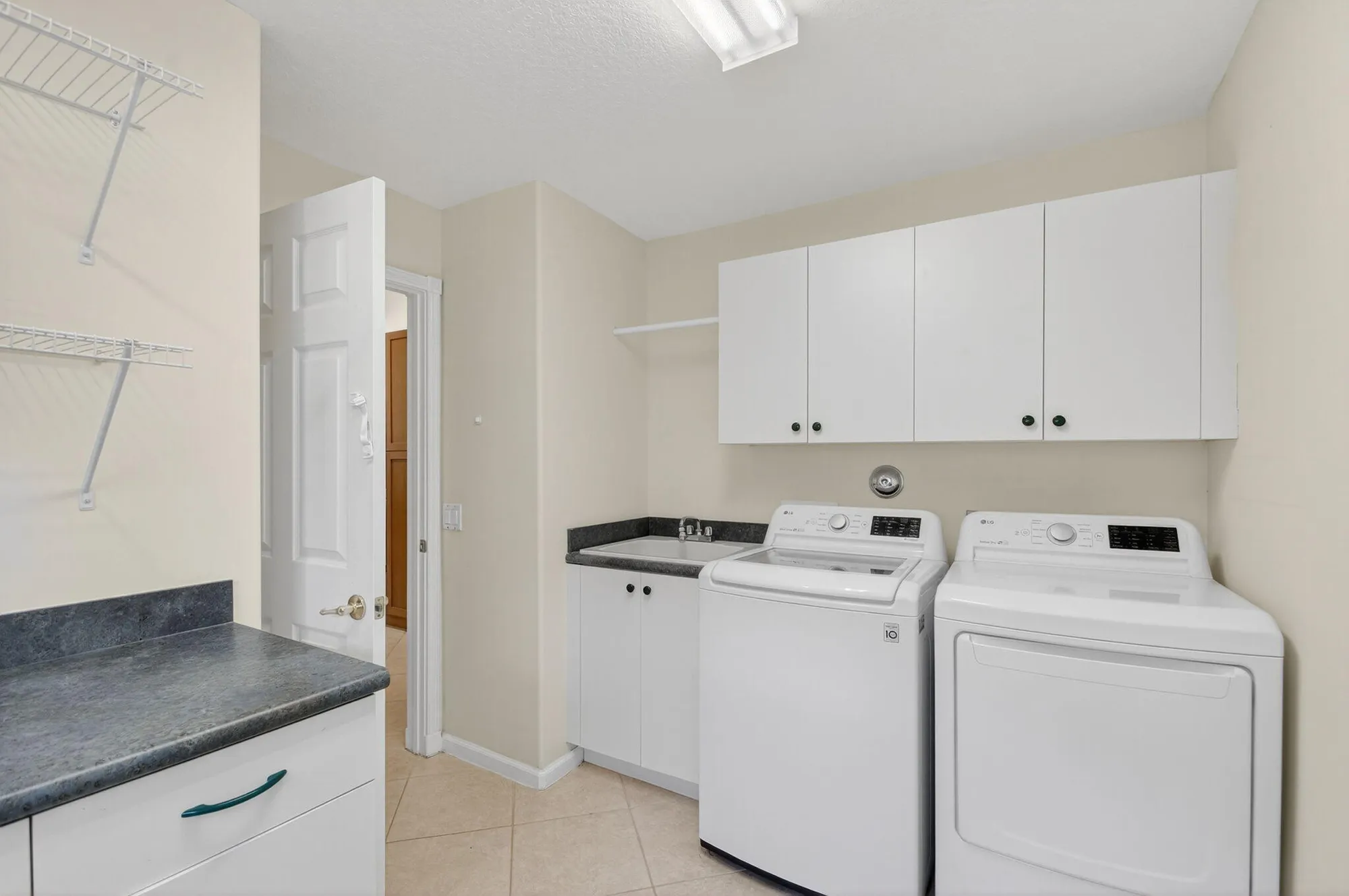 Property Slideshow image 24 of 81 | 13221 alhambra lake cir, Delray Beach, FL, 33446