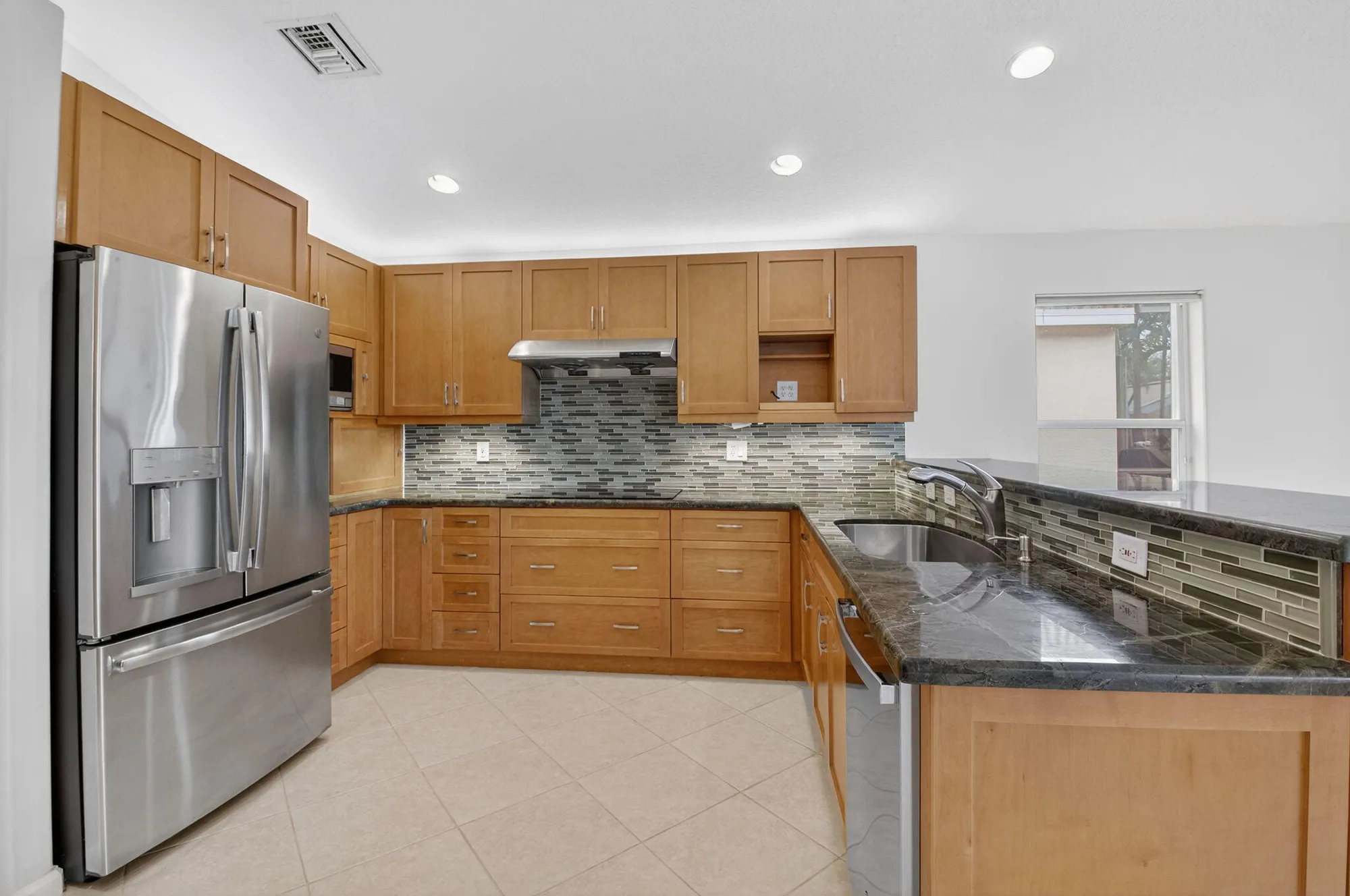 Property Slideshow image 13 of 81 | 13221 alhambra lake cir, Delray Beach, FL, 33446