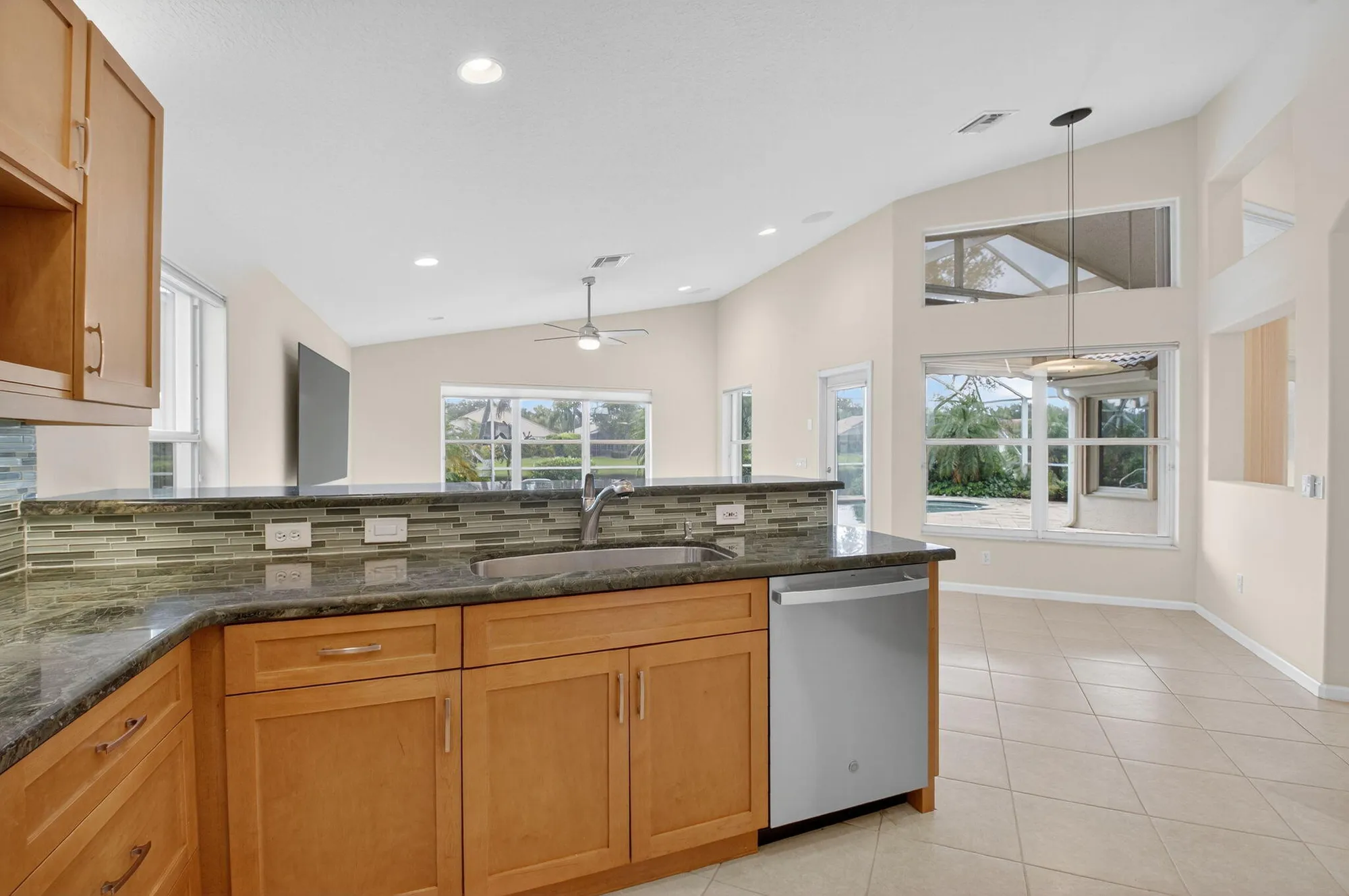 Property Slideshow image 10 of 81 | 13221 alhambra lake cir, Delray Beach, FL, 33446
