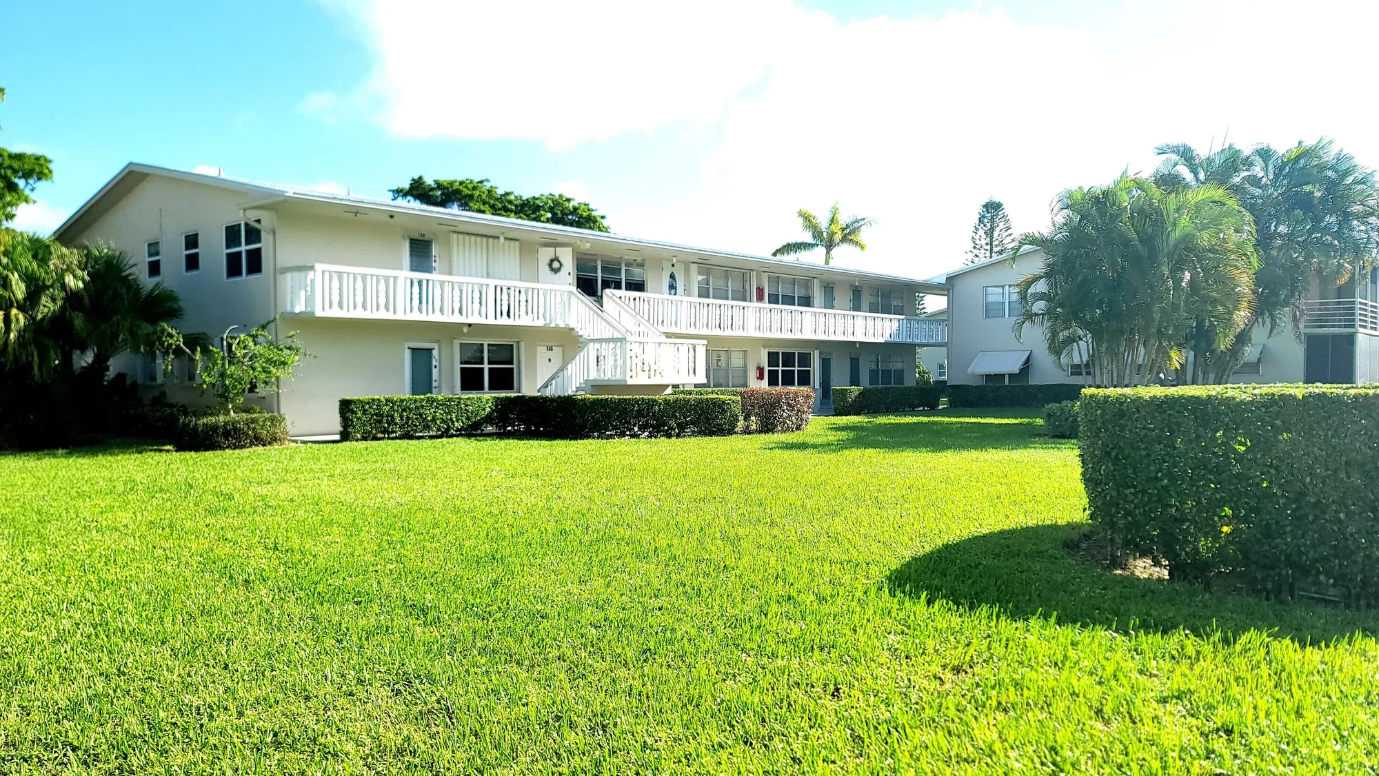 Property Slideshow image 25 of 46 | 159 cambridge g, West Palm Beach, FL, 33417