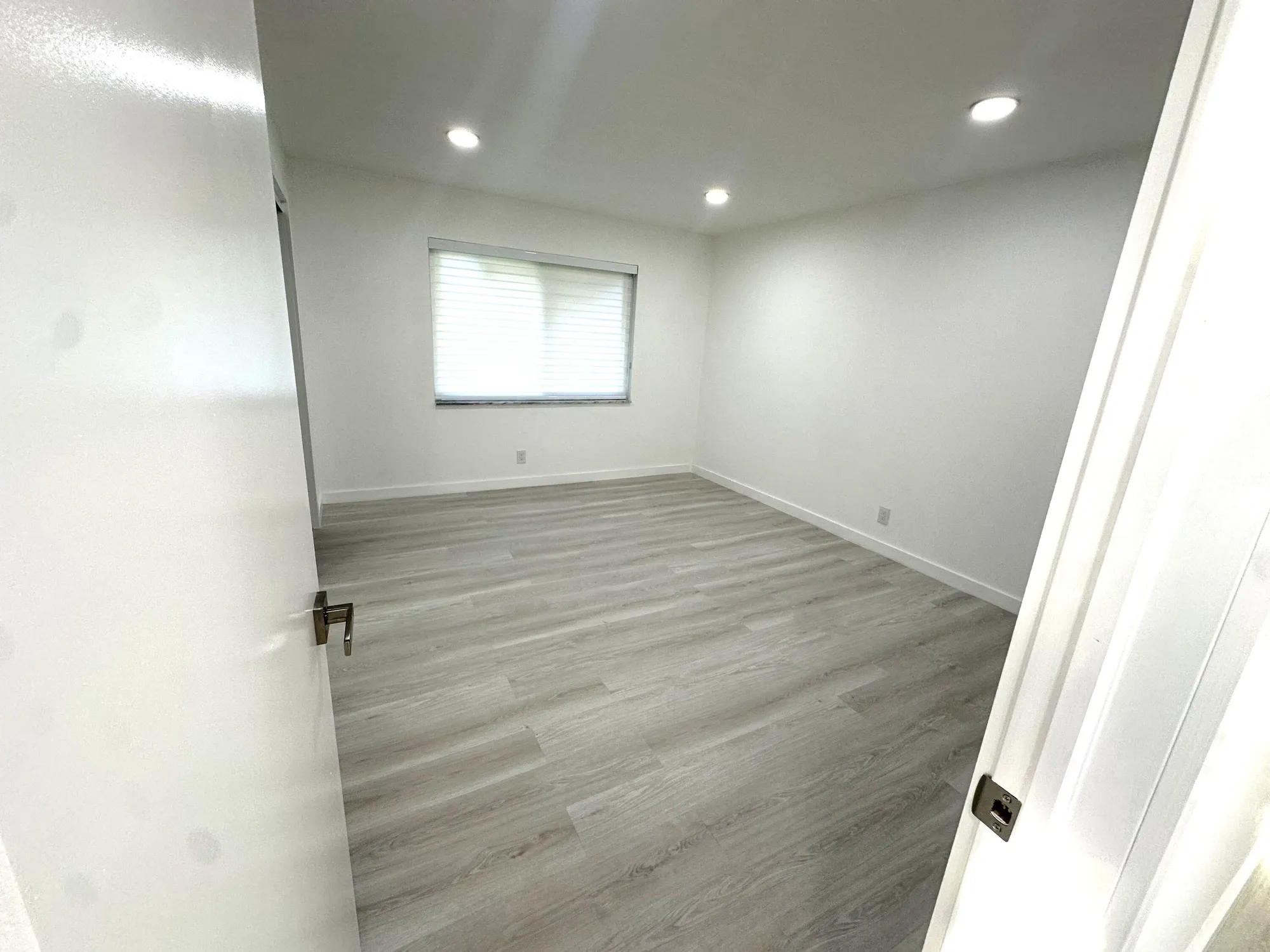 Property Slideshow image 18 of 27 | 887 north dr a, Delray Beach, FL, 33445