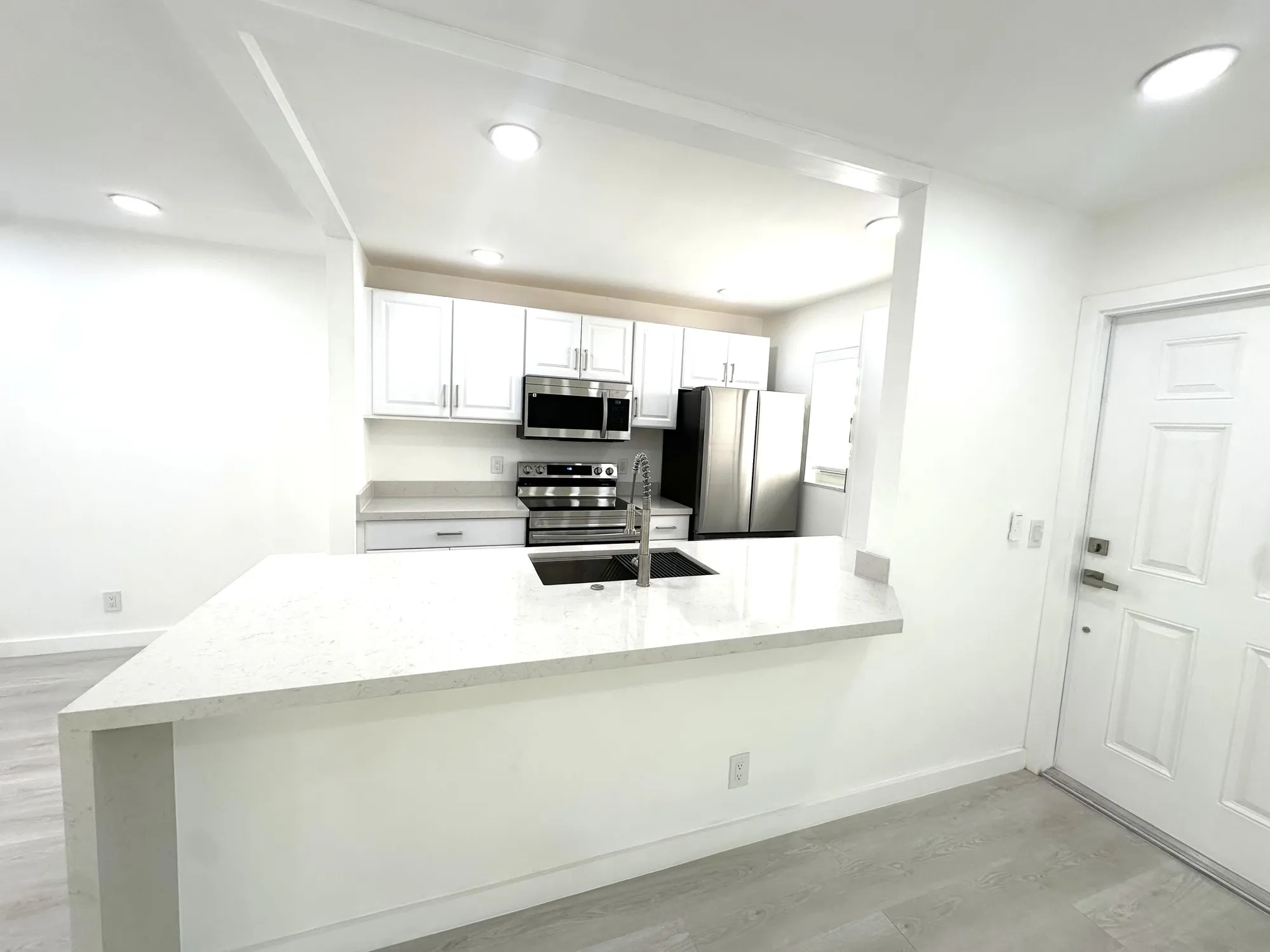 Property Slideshow image 6 of 27 | 887 north dr a, Delray Beach, FL, 33445