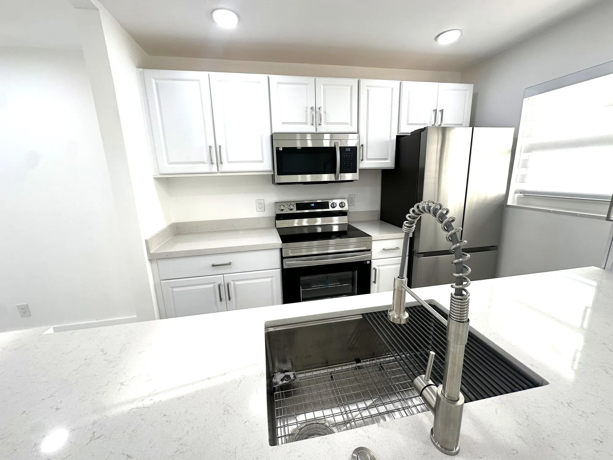 Property Slideshow image 7 of 27 | 887 north dr a, Delray Beach, FL, 33445